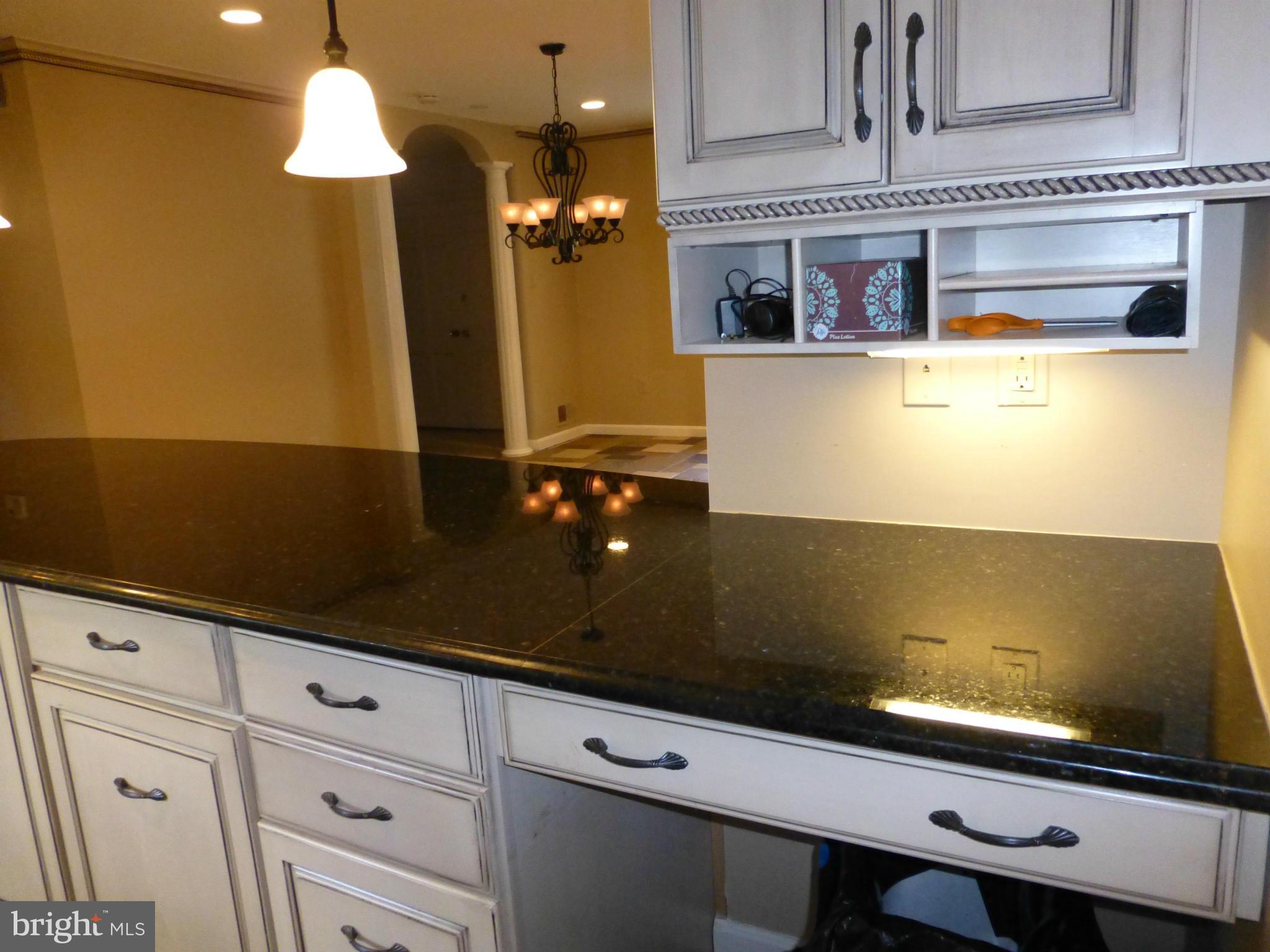 REGENCY ESTATES - Residential Lease