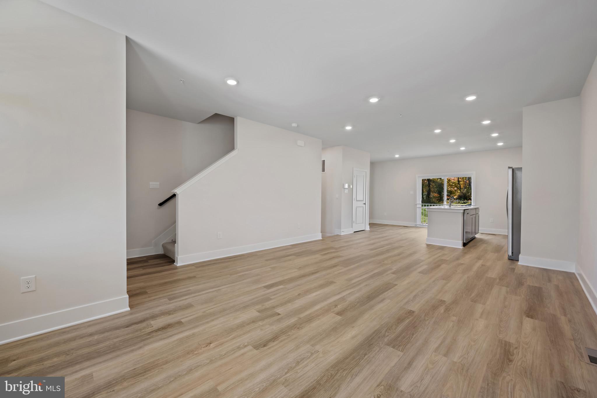 MAGNOLIA LANDING - Residential