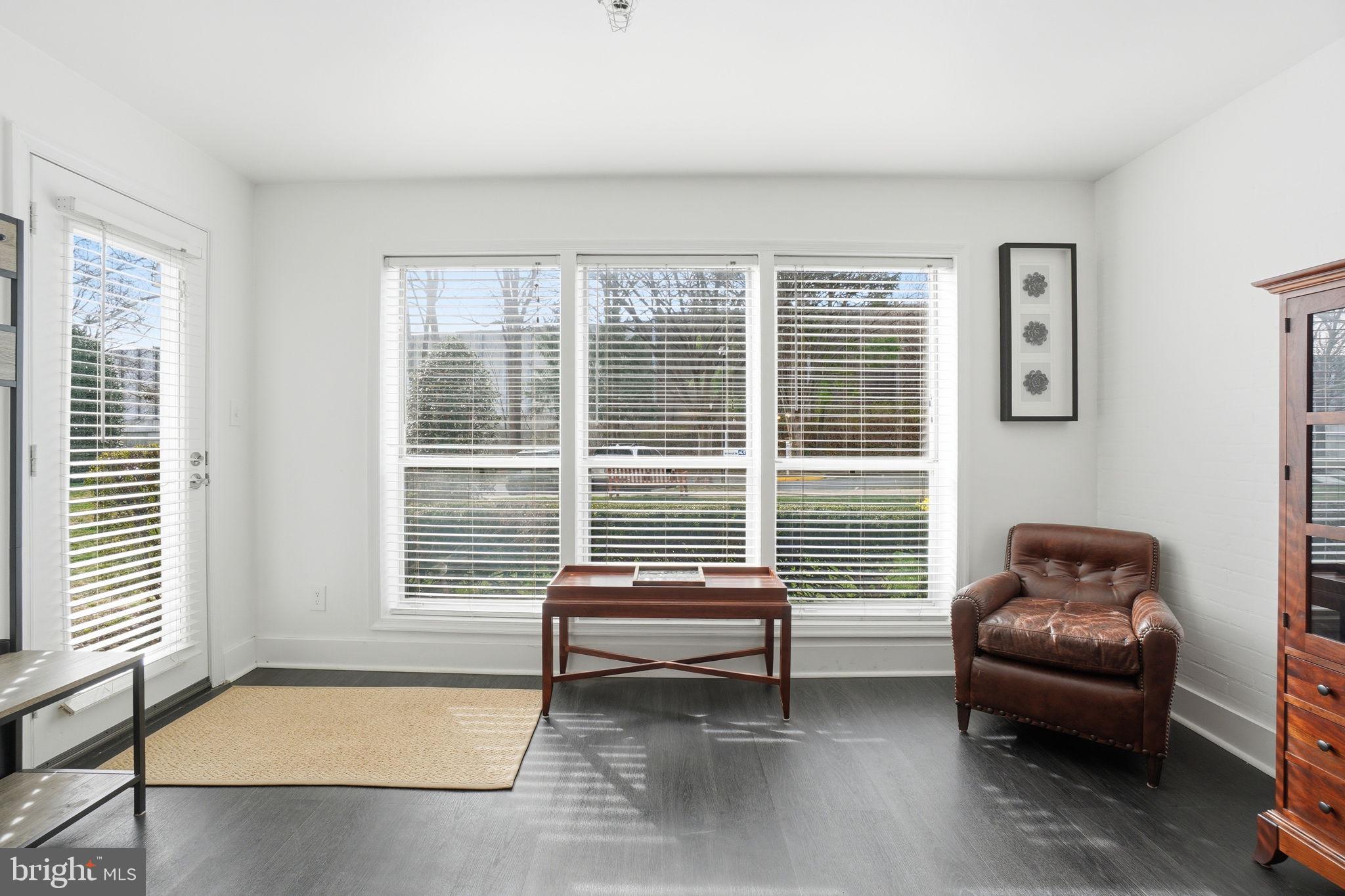 FOUR WINDS AT OAKTON - Residential