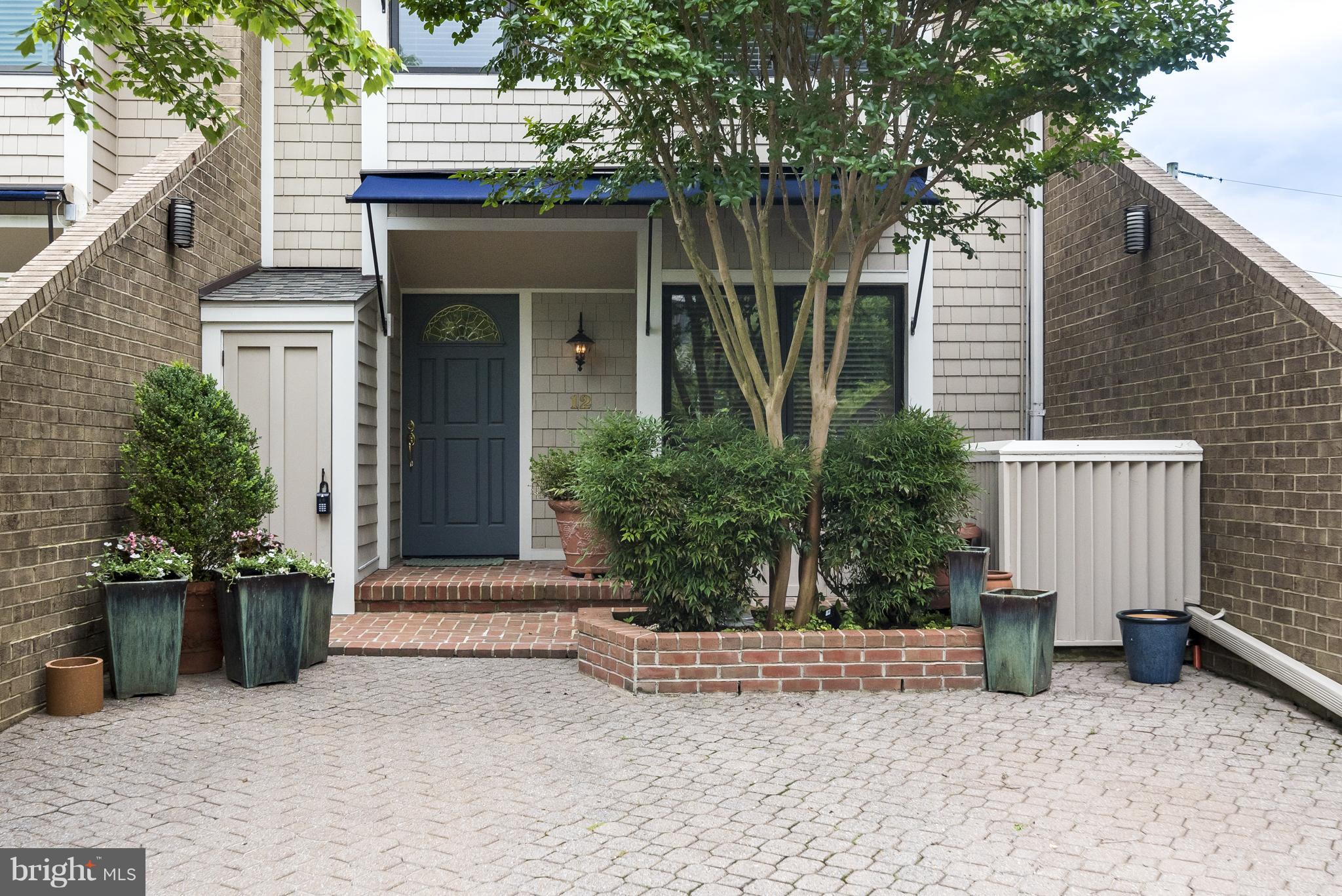 HORN POINT - Residential