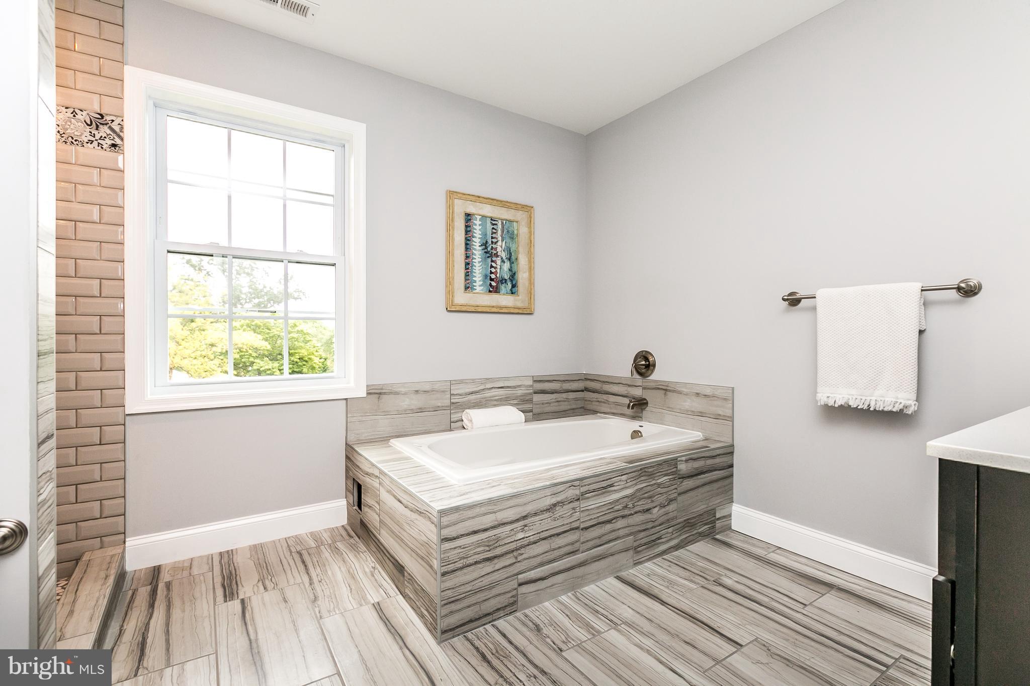 ROSEDALE - Residential