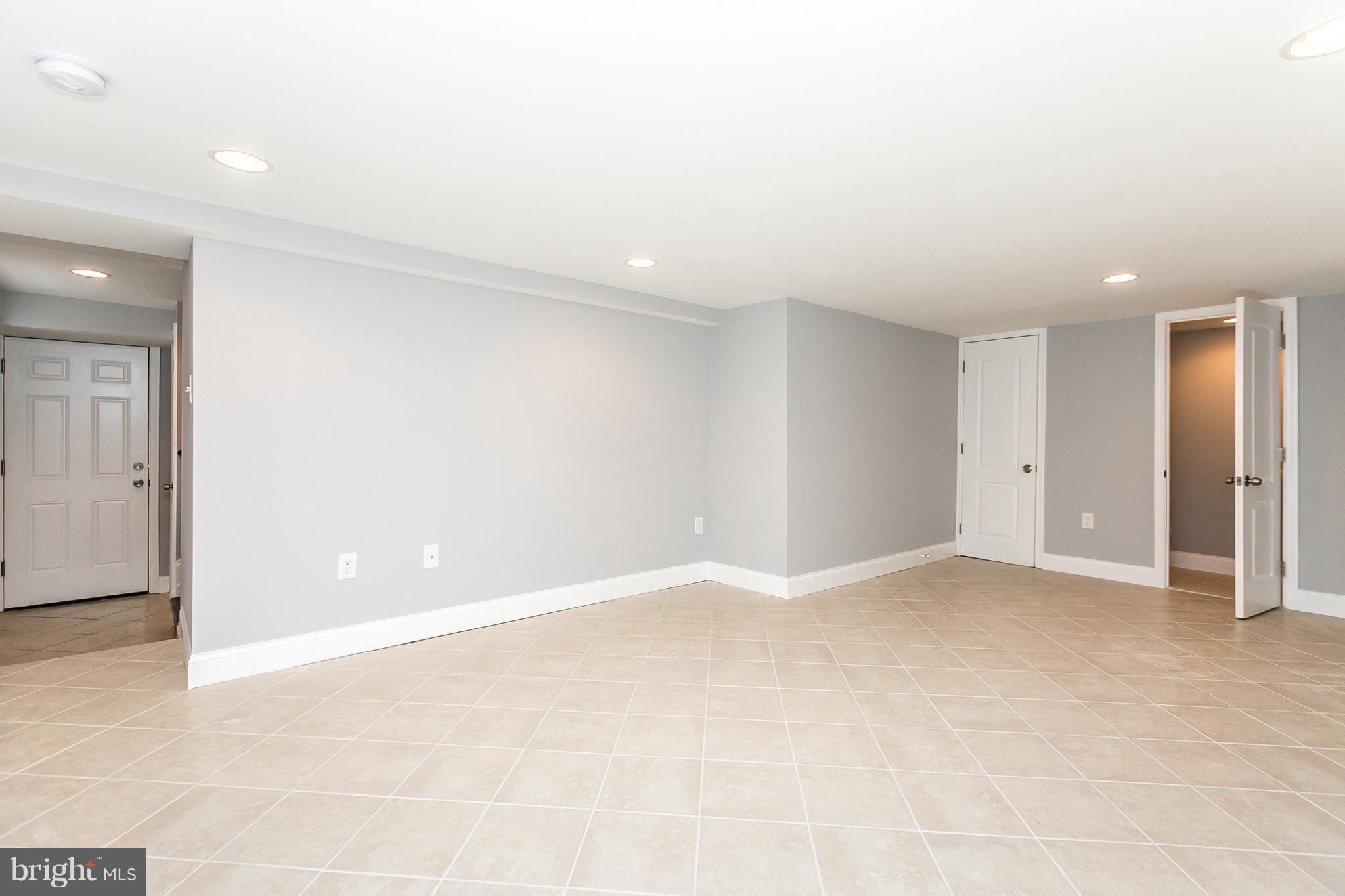 ROSEDALE - Residential