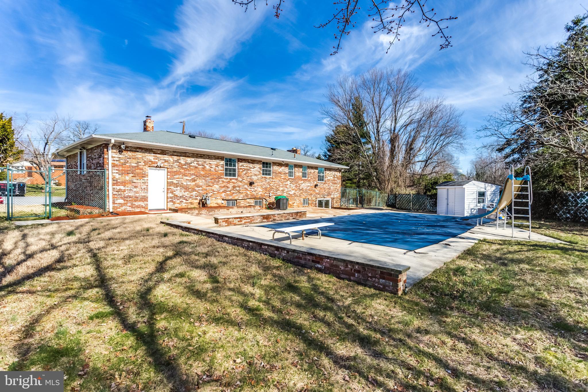 MANSFIELD MANOR - Residential