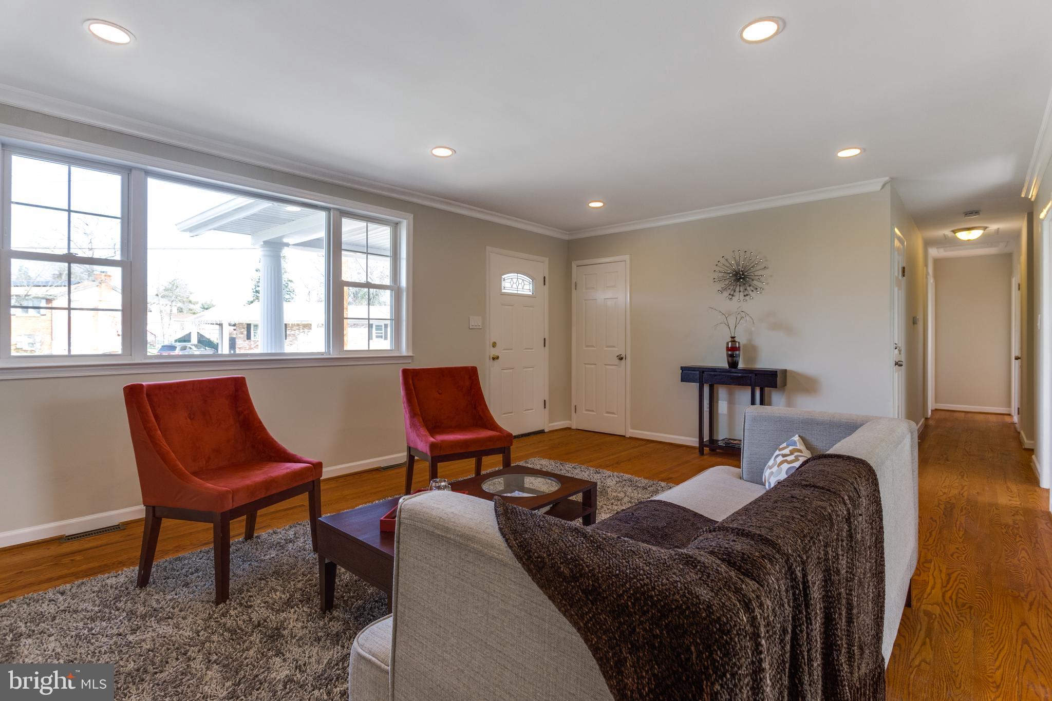 MANSFIELD MANOR - Residential