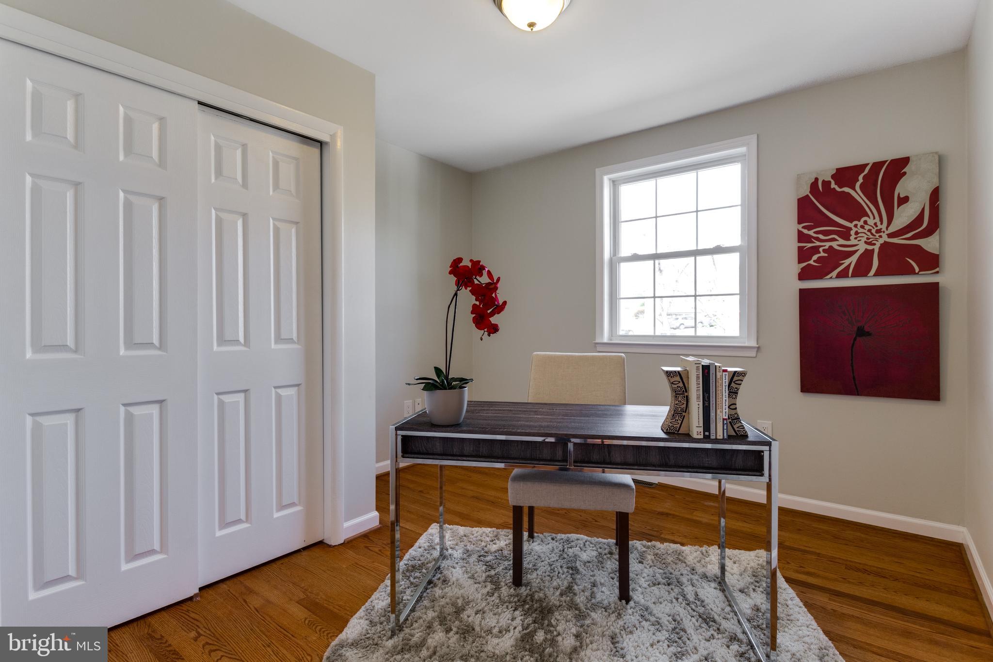 MANSFIELD MANOR - Residential