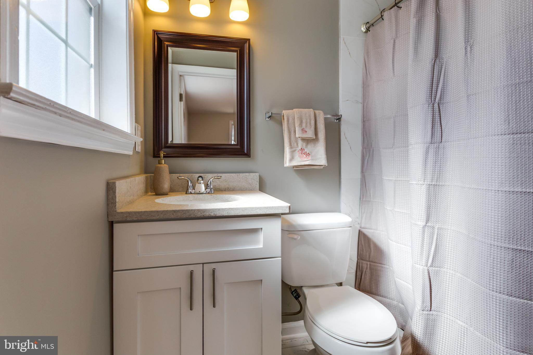 MANSFIELD MANOR - Residential