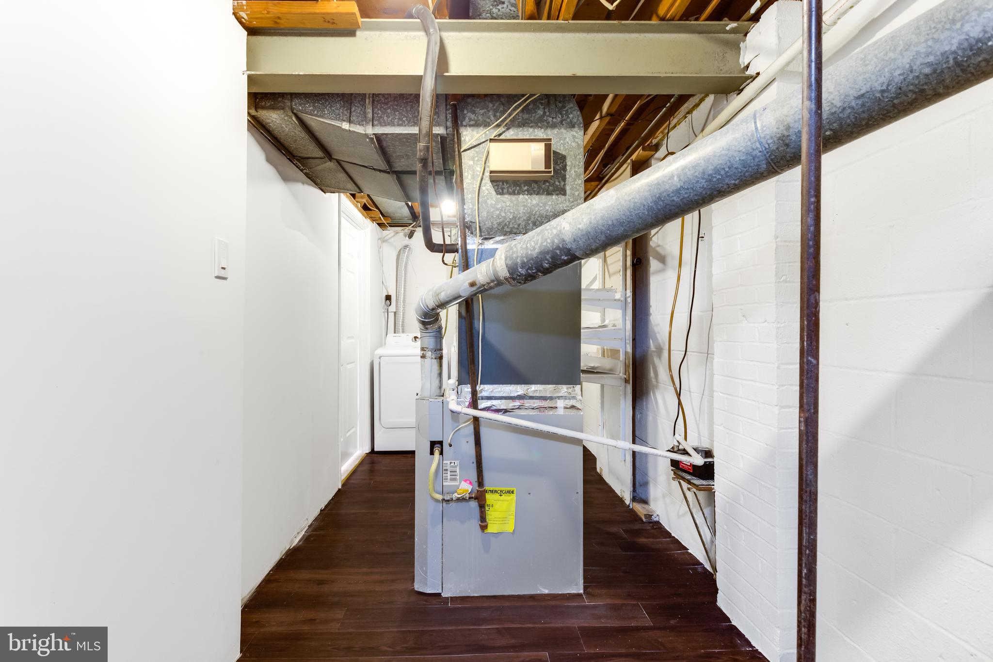 MANSFIELD MANOR - Residential