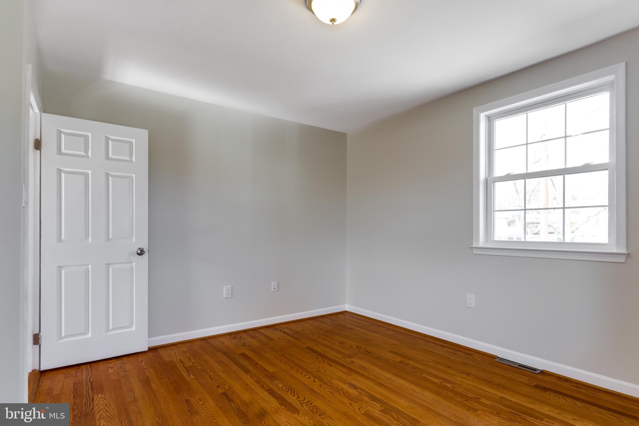 MANSFIELD MANOR - Residential