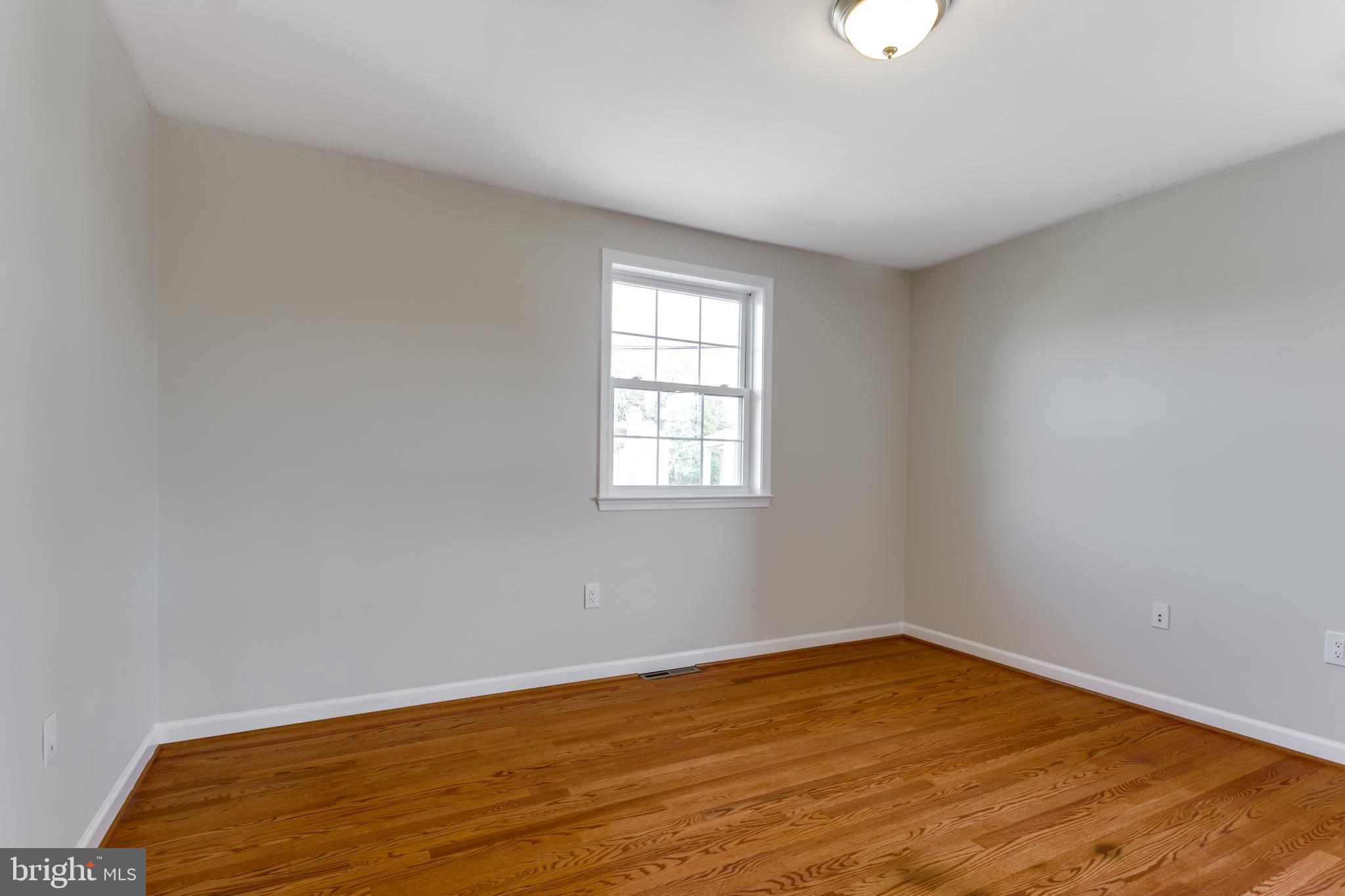 MANSFIELD MANOR - Residential