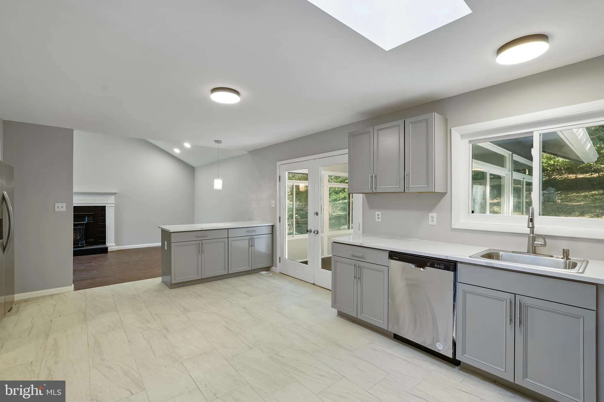 Additional image 28 of 37 Lakeside Drive, Greenbelt, MD 20770