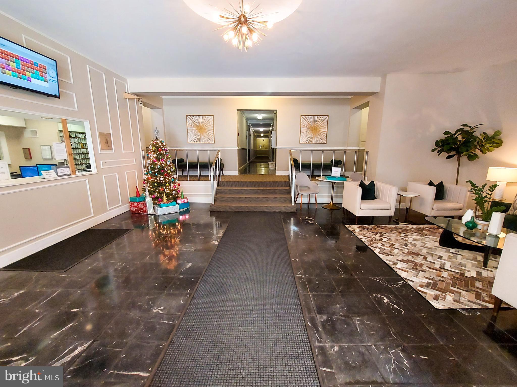 1727 MASSACHUSETTS AVENUE NW 211