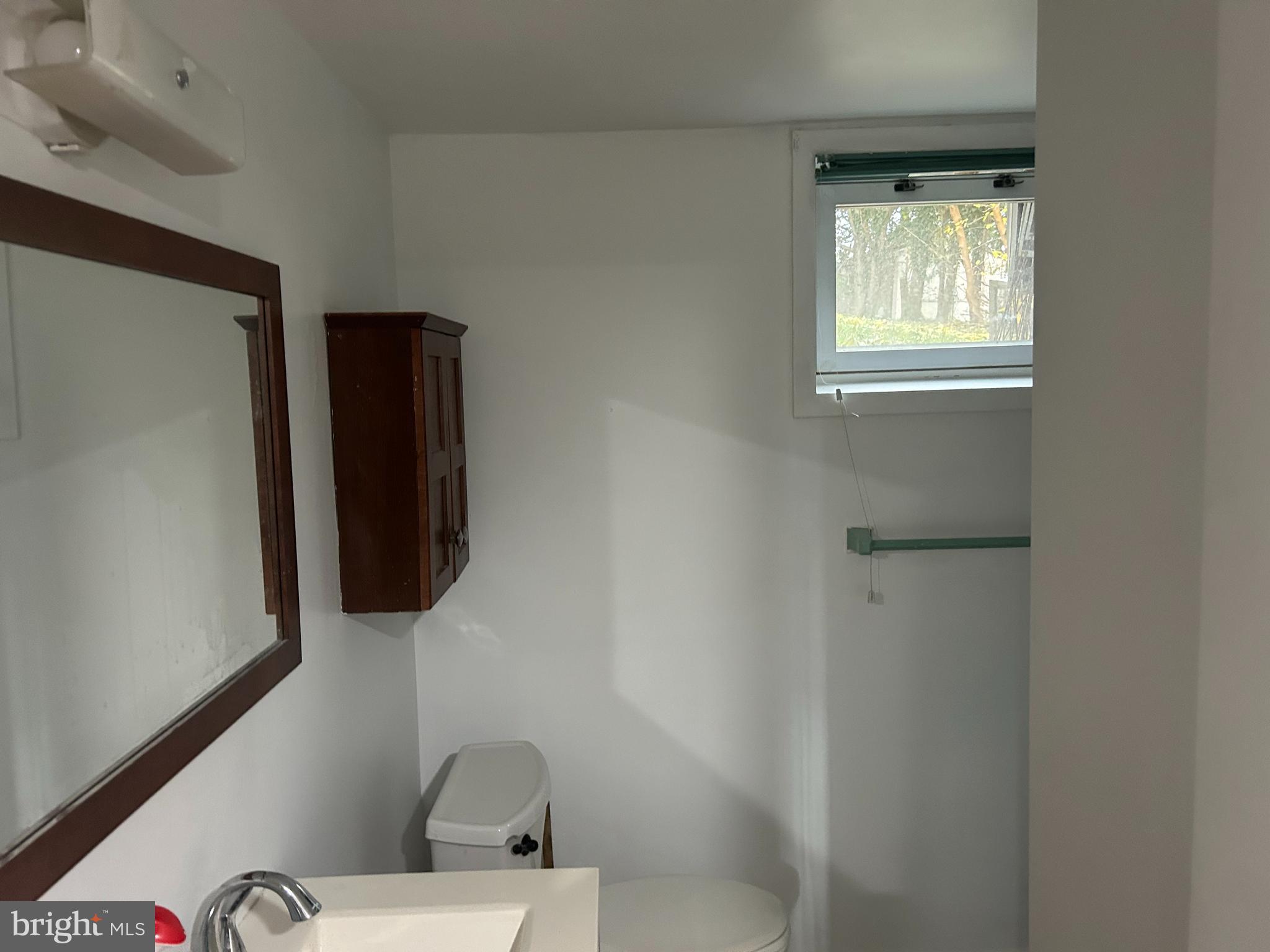 SELLMAN ESTATES - Residential Lease