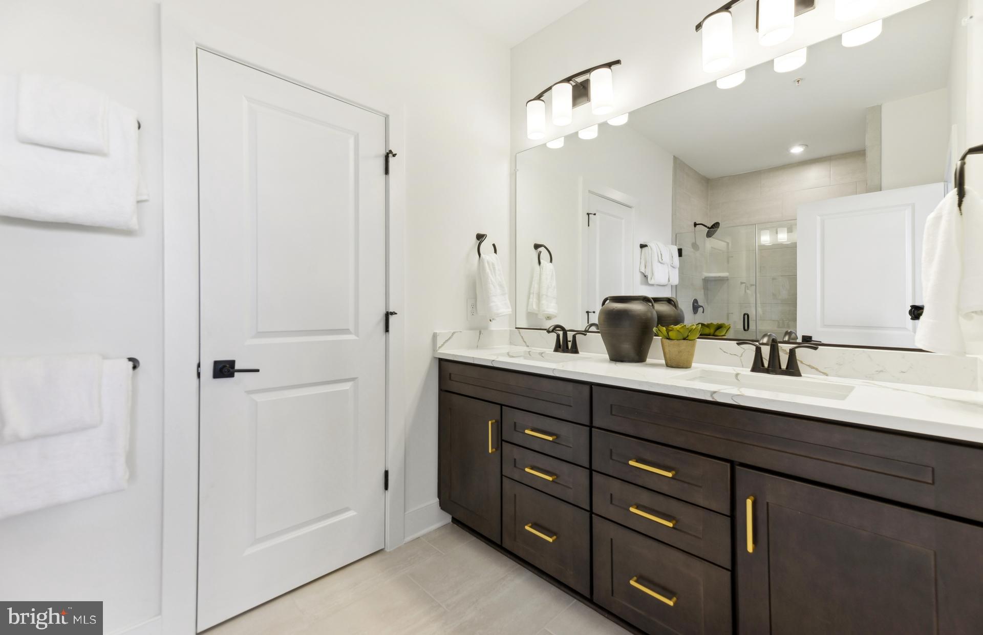 BELMONT OVERLOOK - Residential