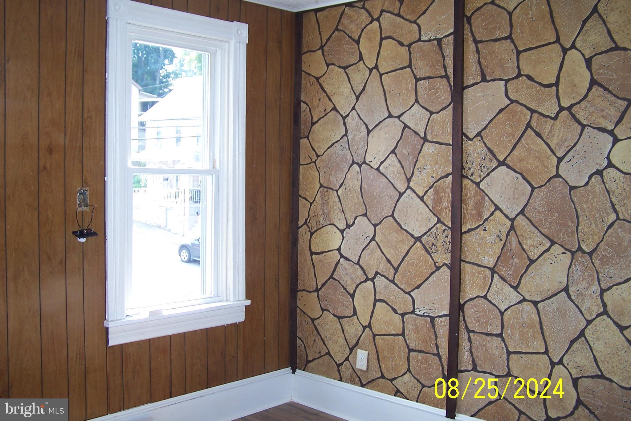 MIDDLE WARD - Residential