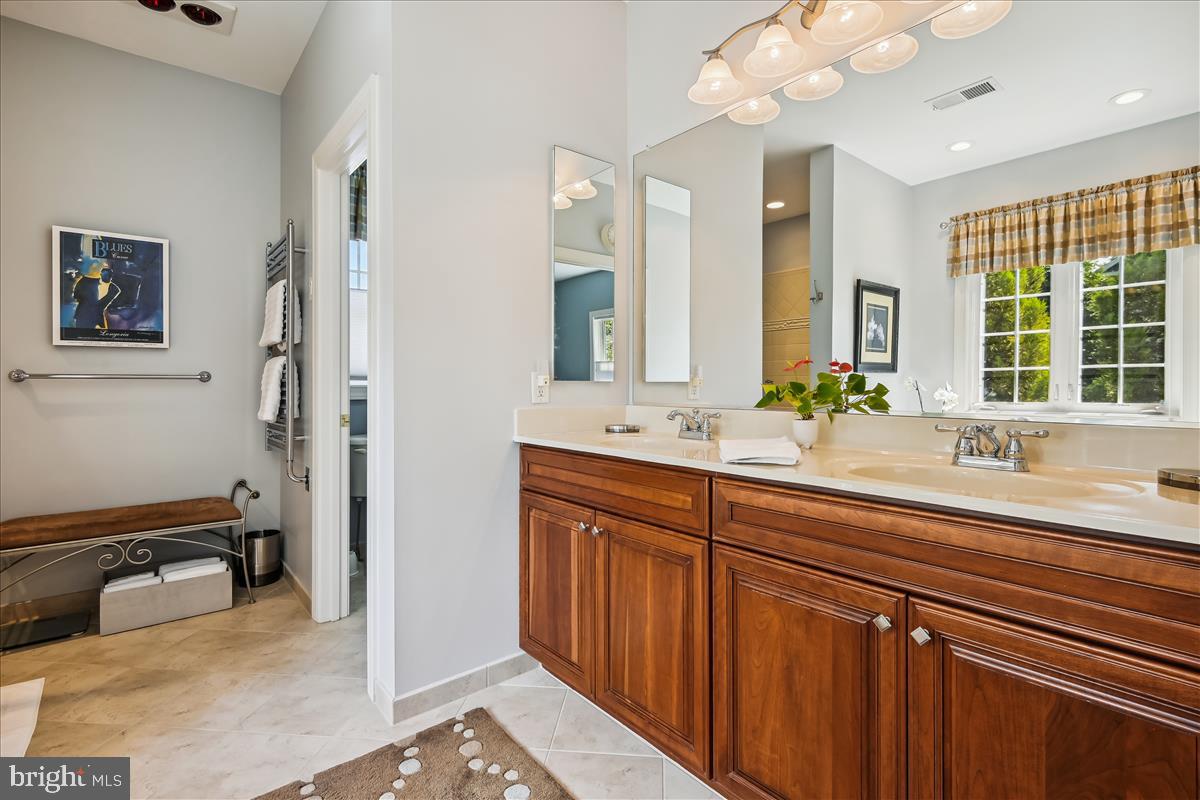 BROAD CREEK LANDING - Residential