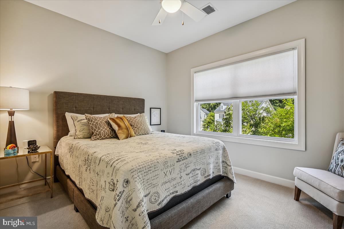 BROAD CREEK LANDING - Residential