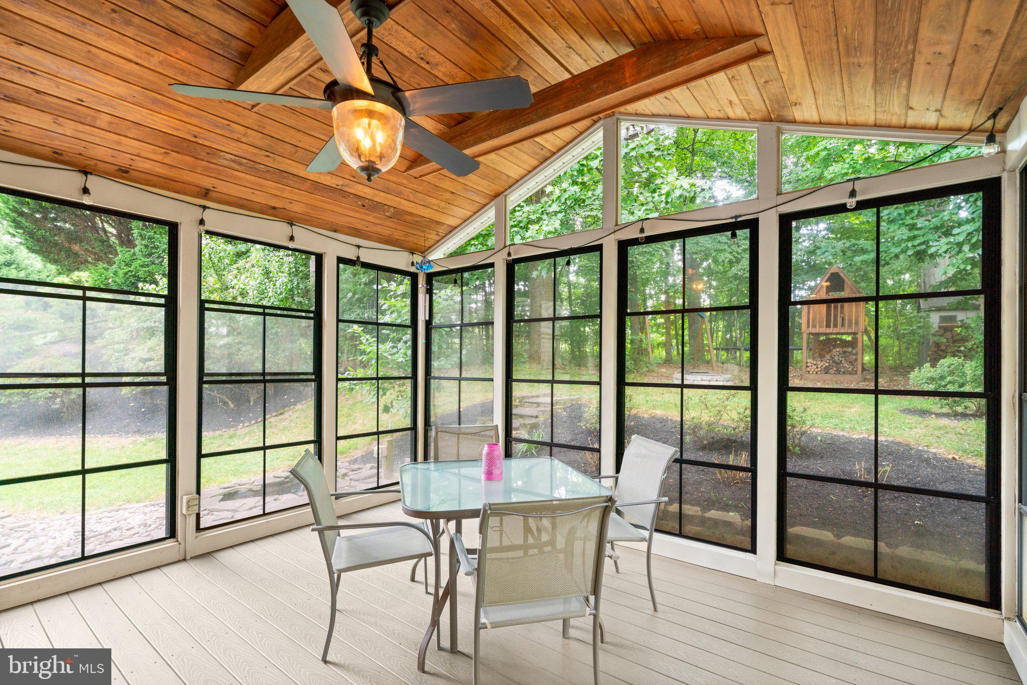 MARKET SQUARE SOUTH - Residential