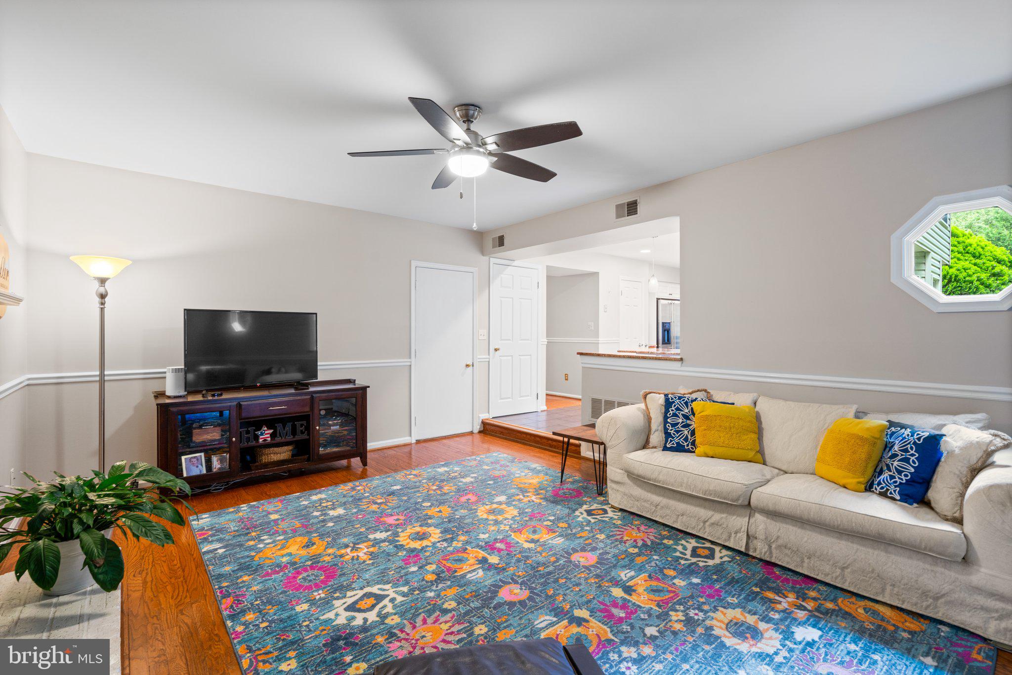 MARKET SQUARE SOUTH - Residential