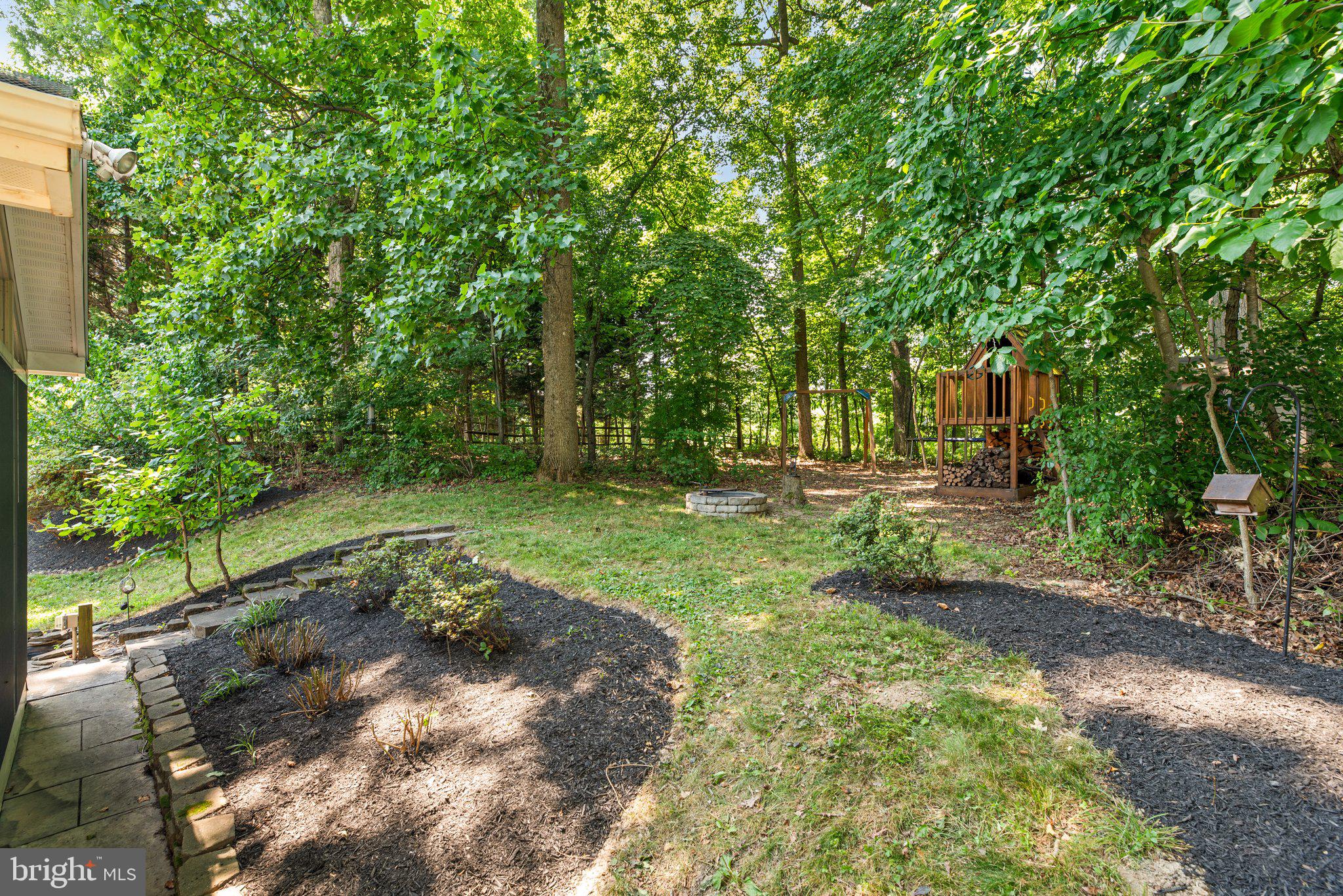 MARKET SQUARE SOUTH - Residential