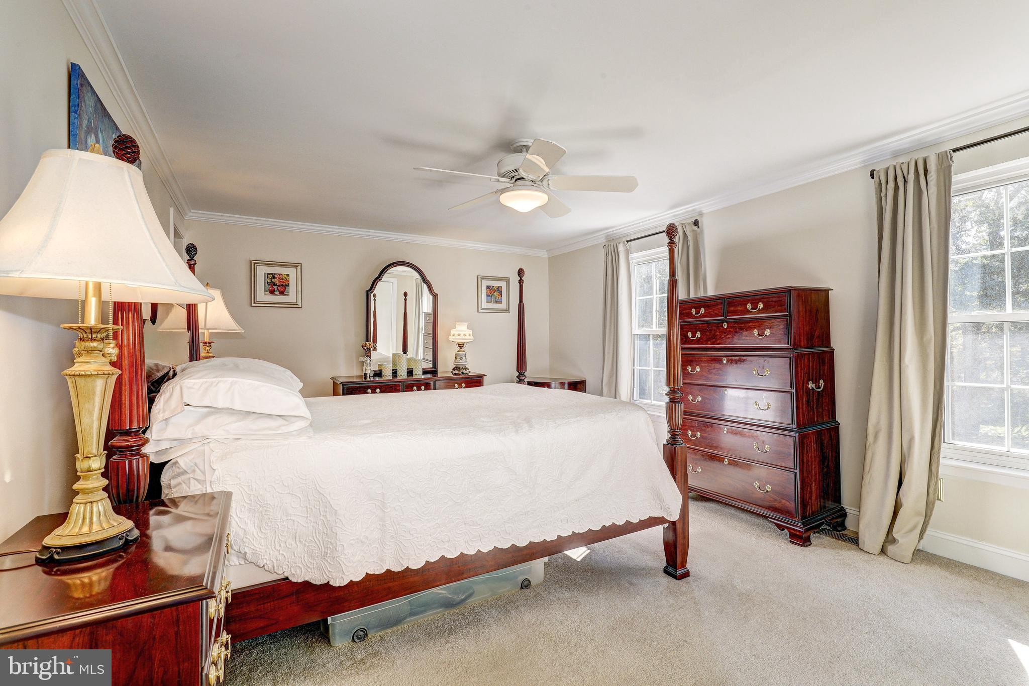 CHIPPENDALE - Residential