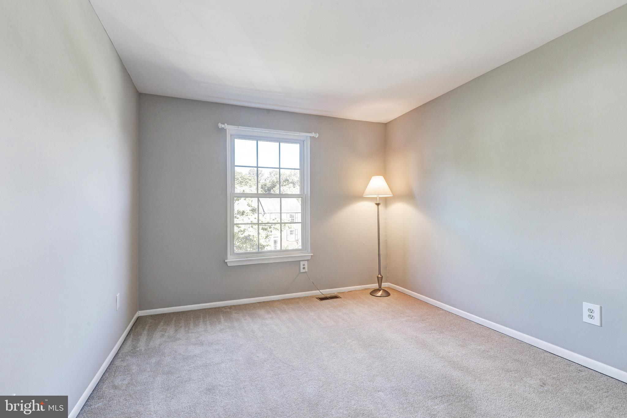 CHIPPENDALE - Residential