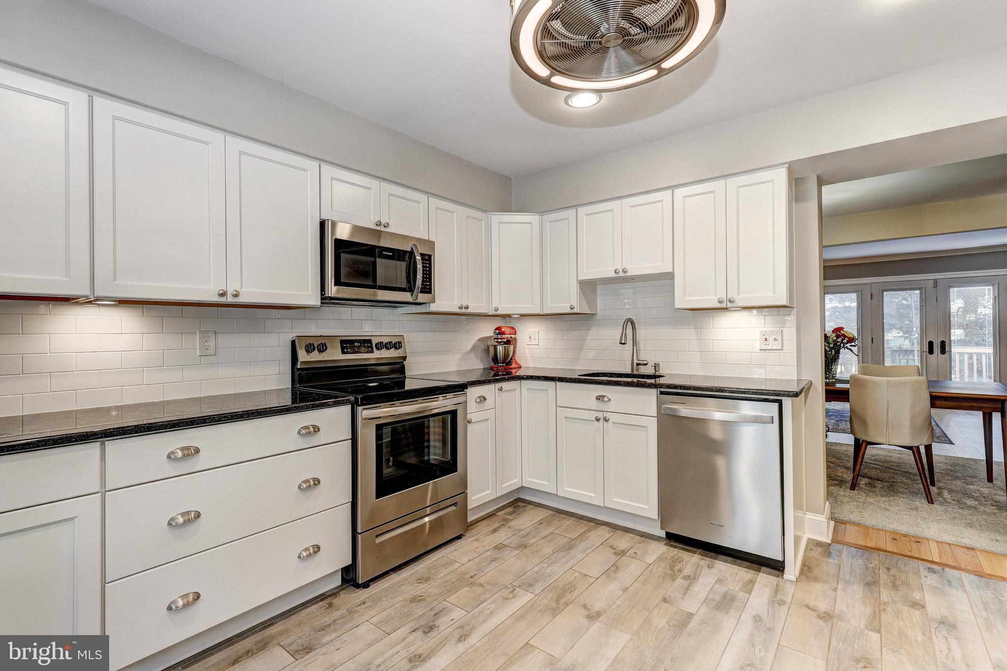 CHIPPENDALE - Residential