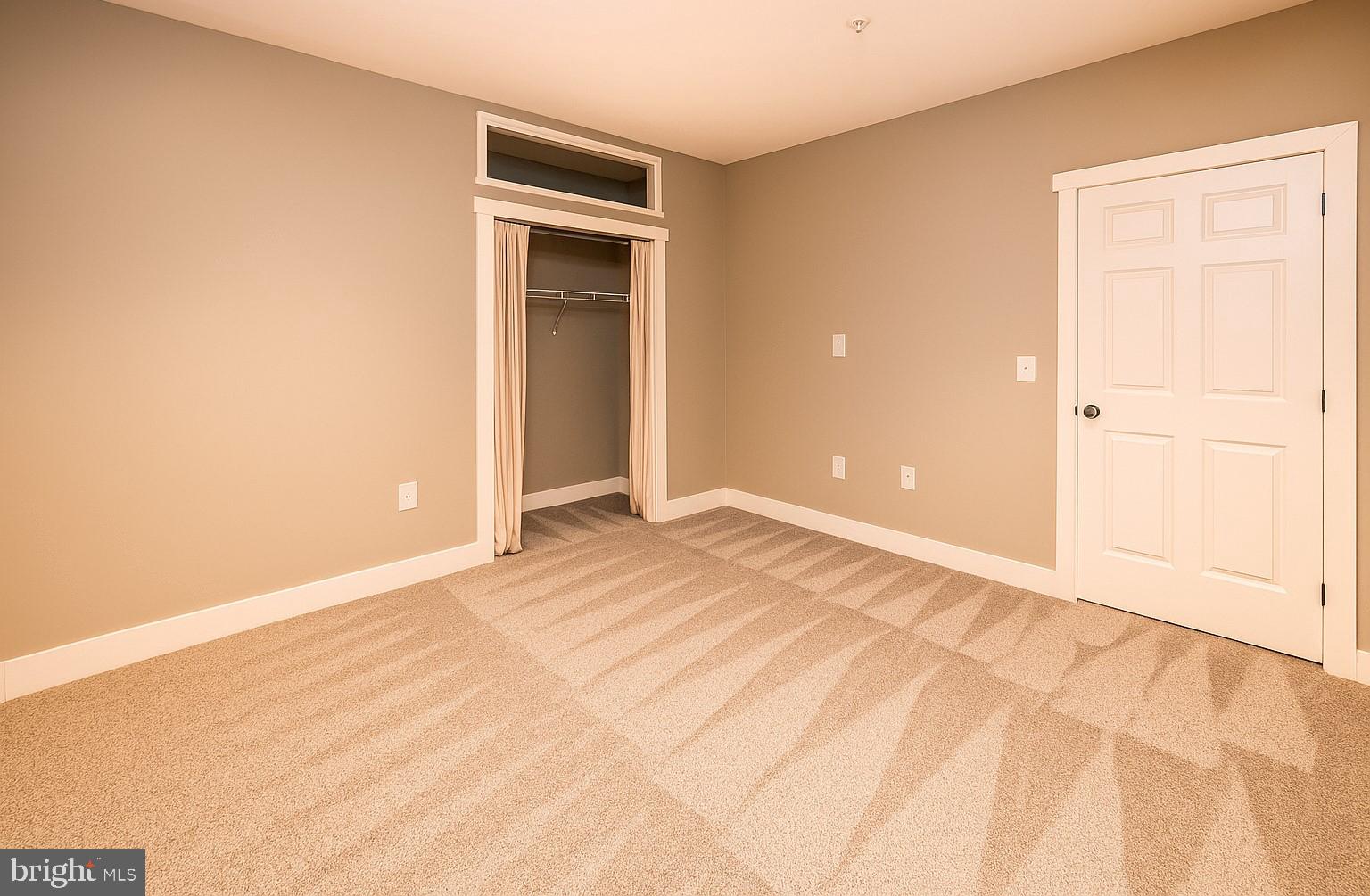 SYCAMORE MEWS - Residential Lease