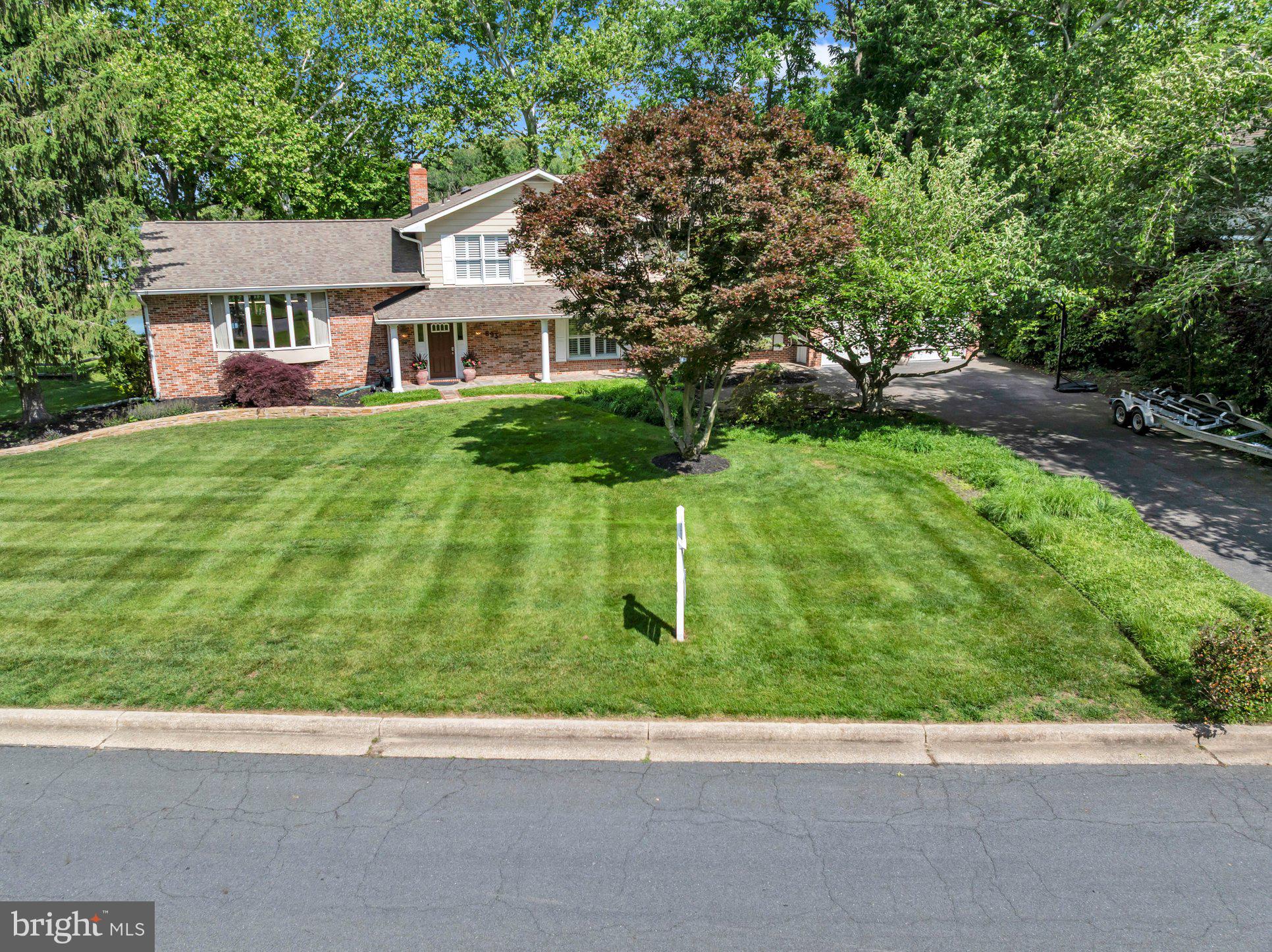 ULMSTEAD ESTATES - Residential