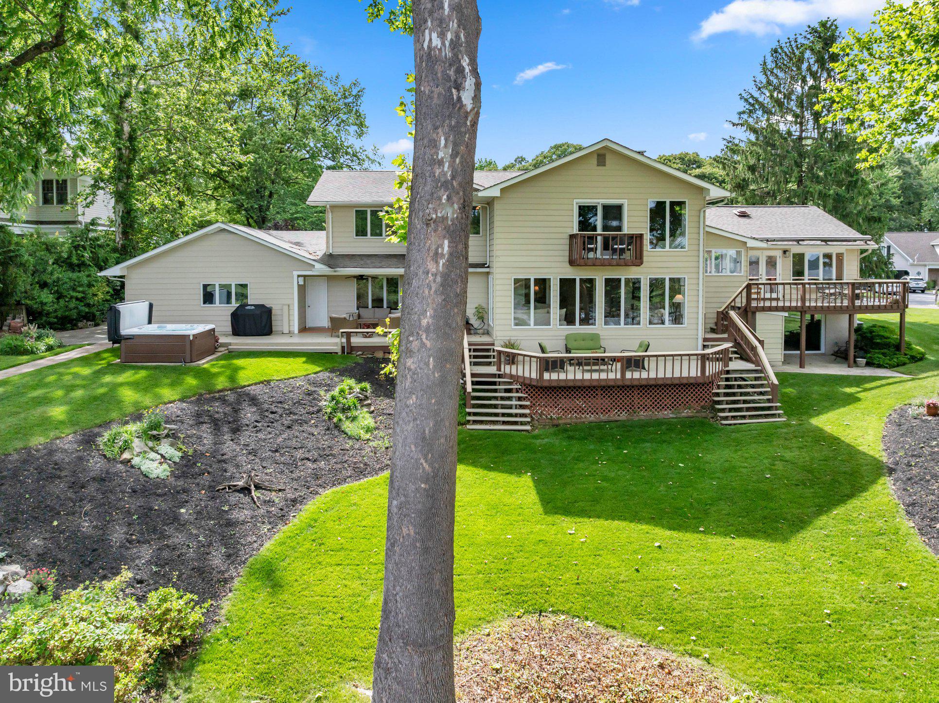 ULMSTEAD ESTATES - Residential