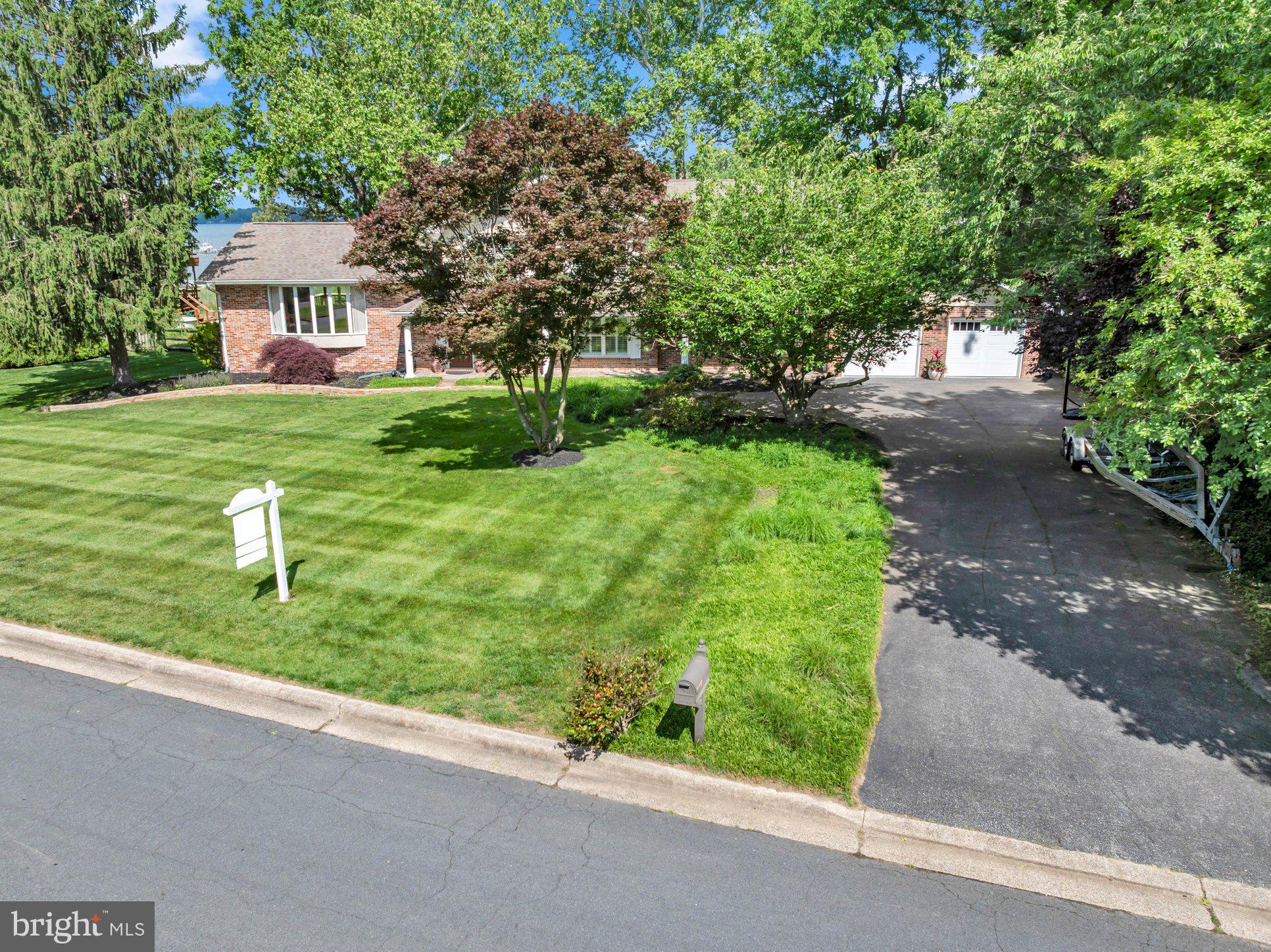 ULMSTEAD ESTATES - Residential