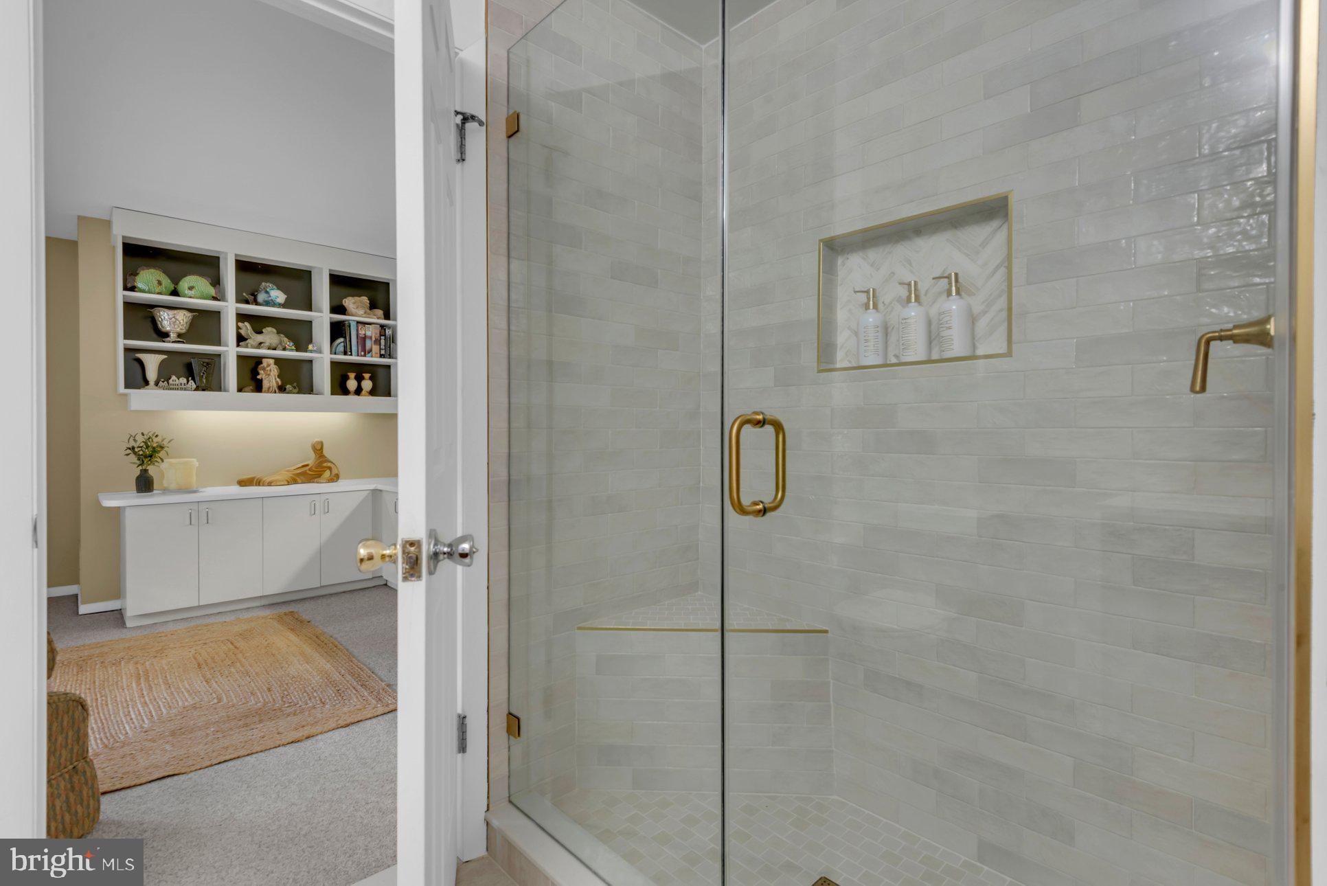 ULMSTEAD ESTATES - Residential