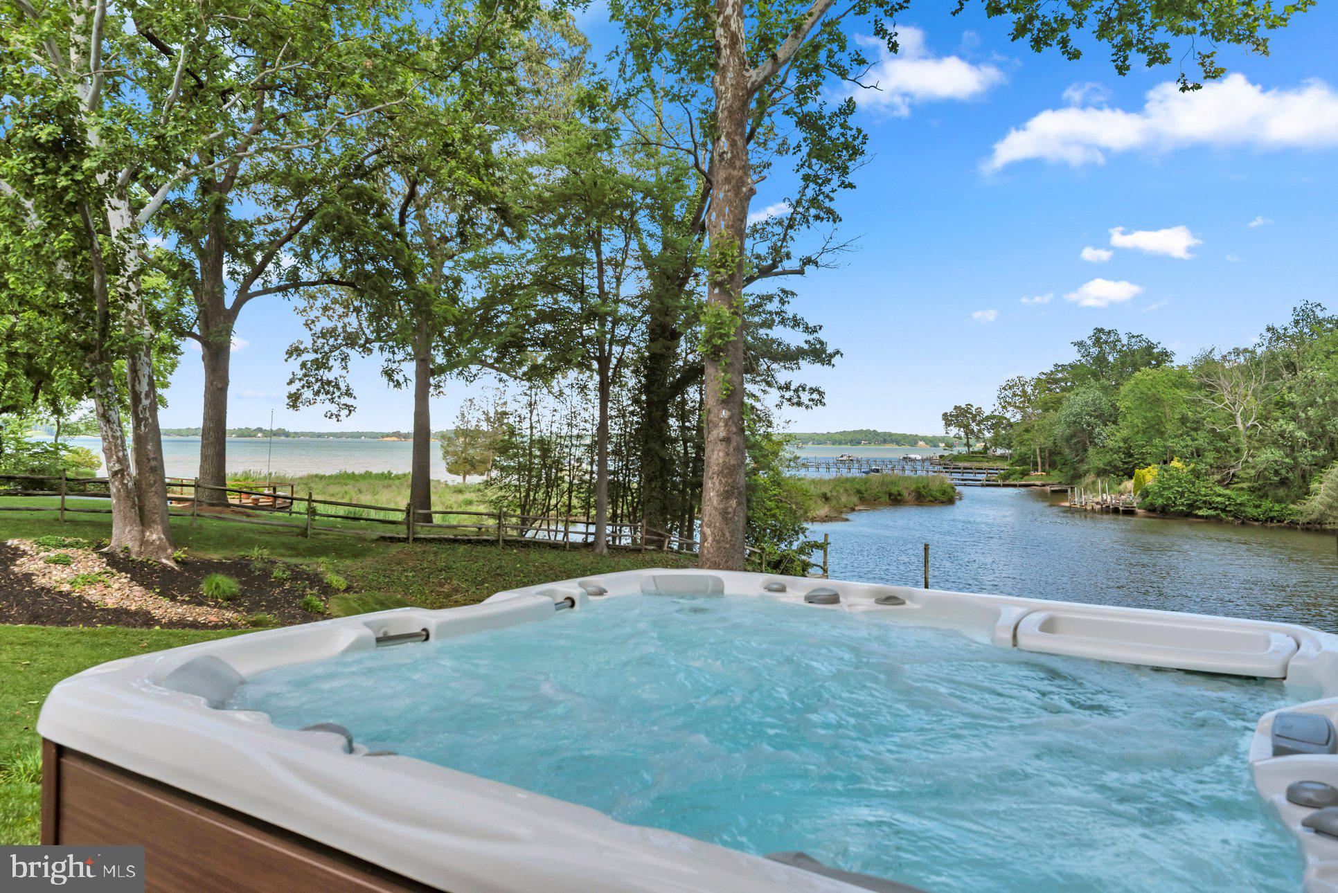 ULMSTEAD ESTATES - Residential