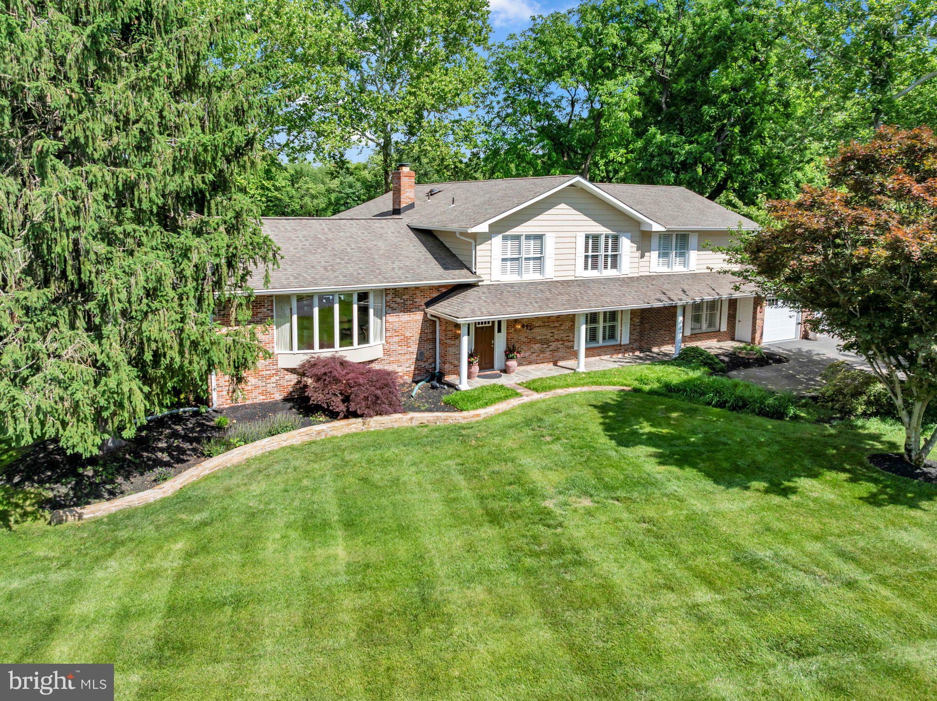 ULMSTEAD ESTATES - Residential