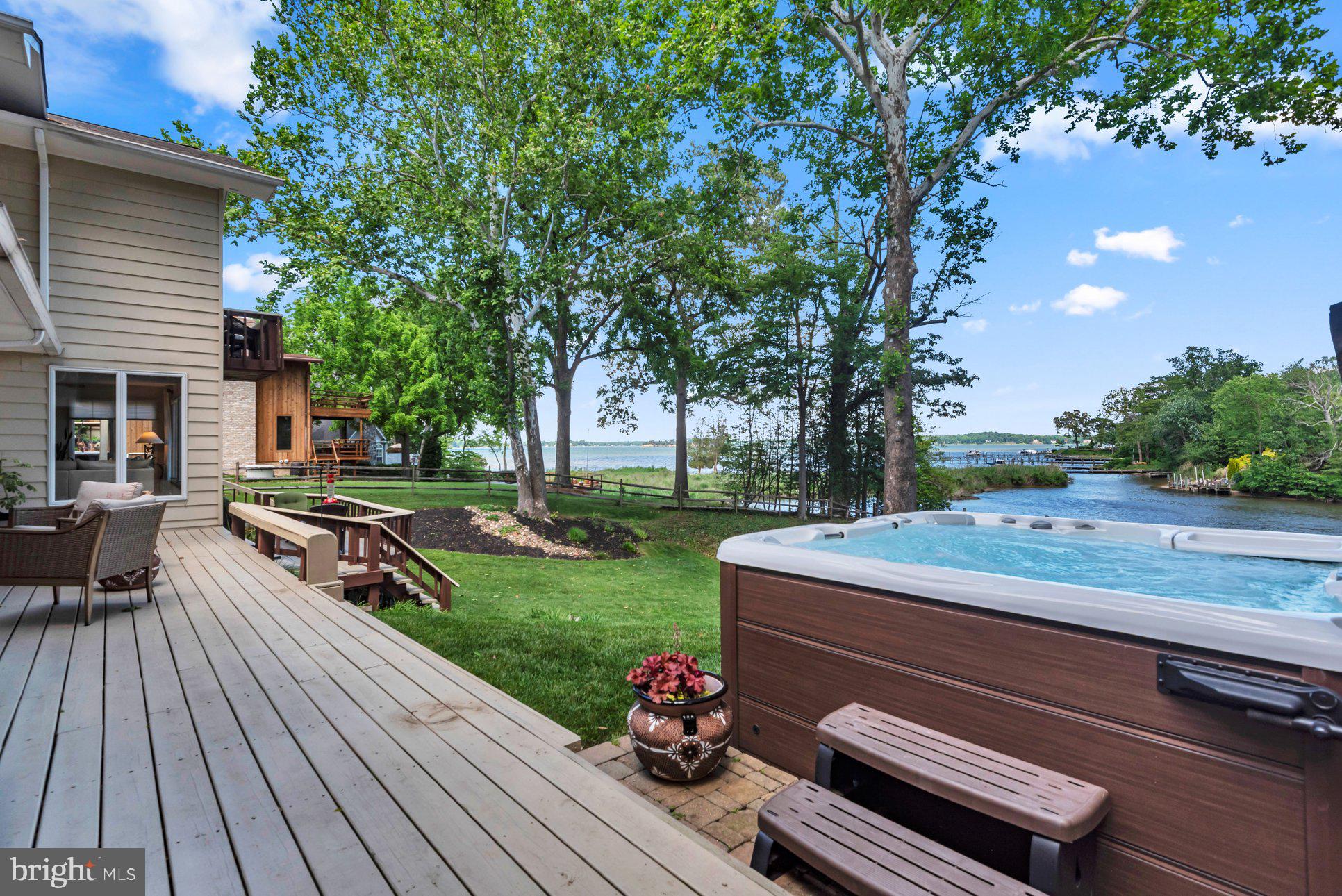 ULMSTEAD ESTATES - Residential