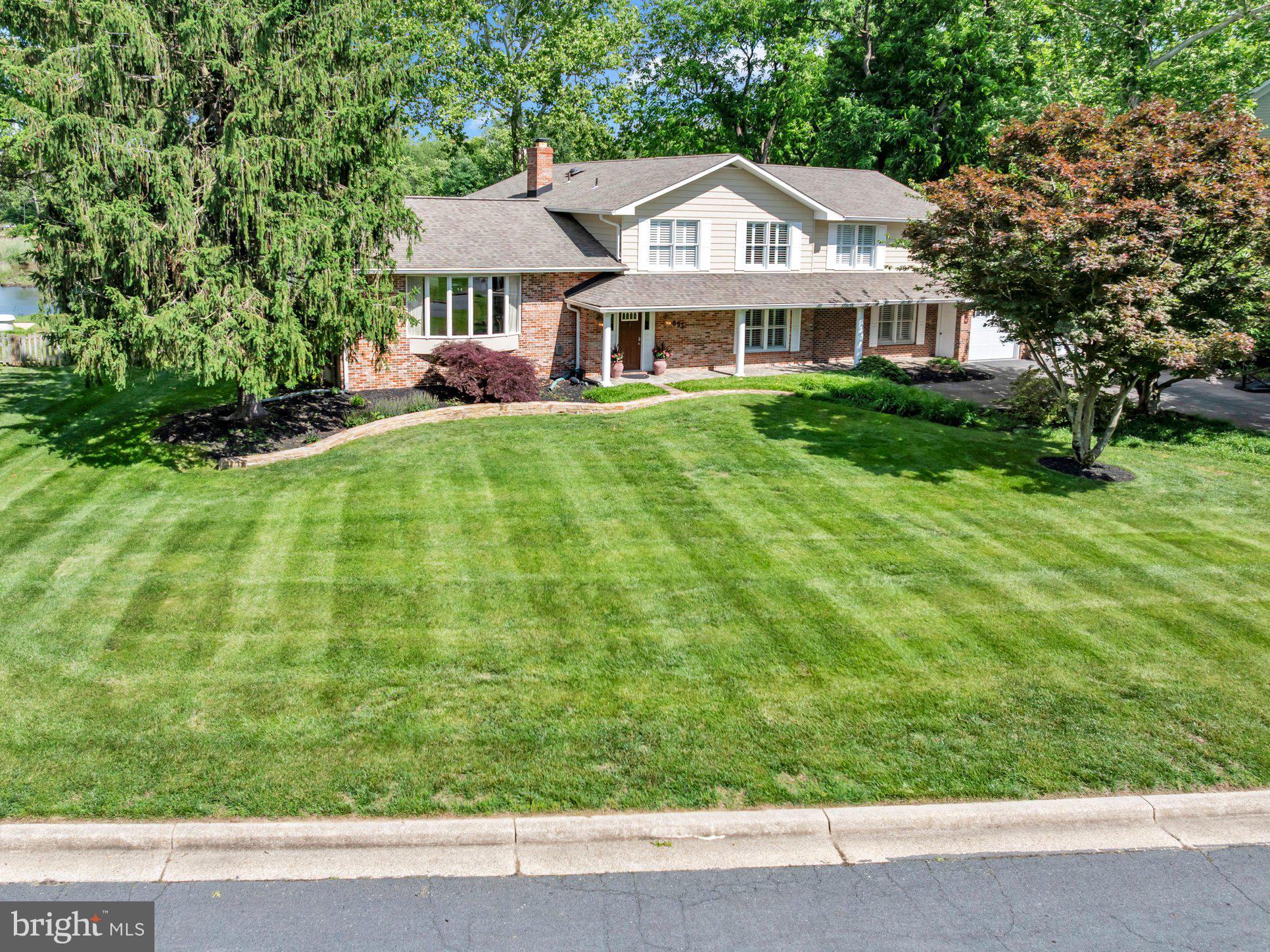ULMSTEAD ESTATES - Residential