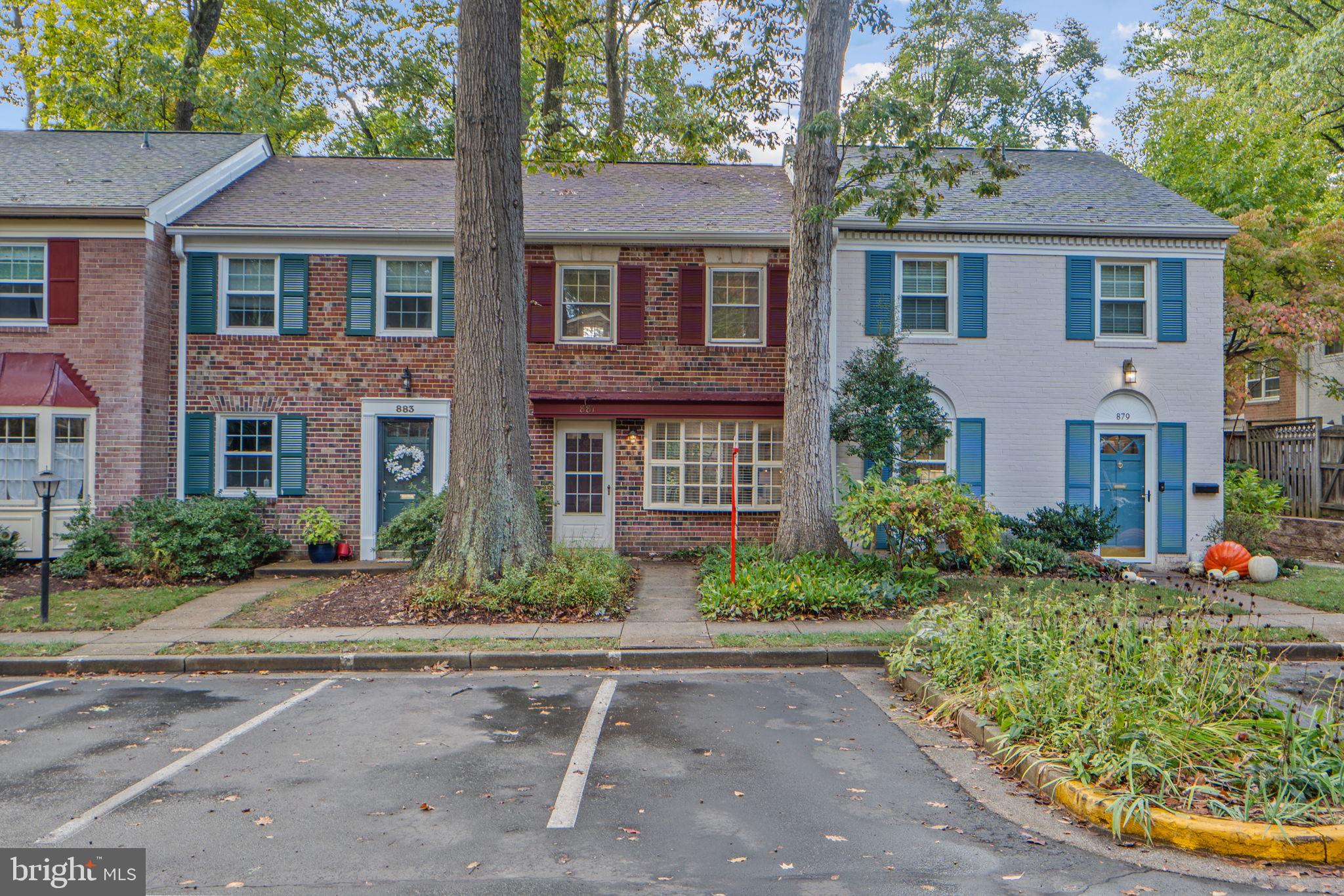 881 AZALEA DRIVE 24-881