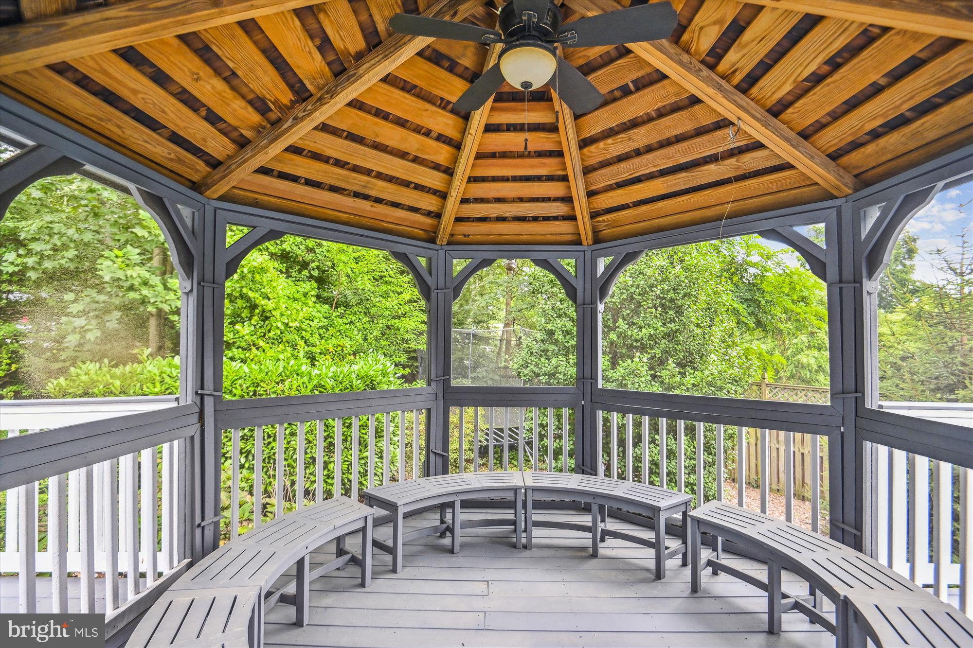 SUZANNE'S WAY - Residential