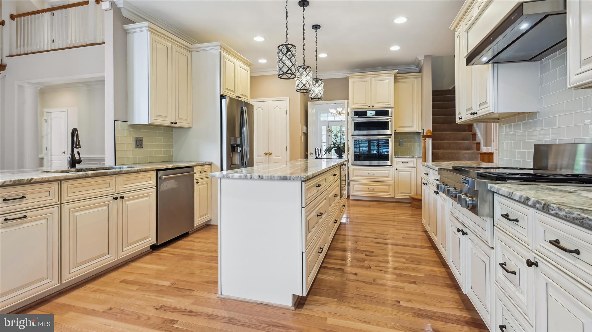 SUZANNE'S WAY - Residential