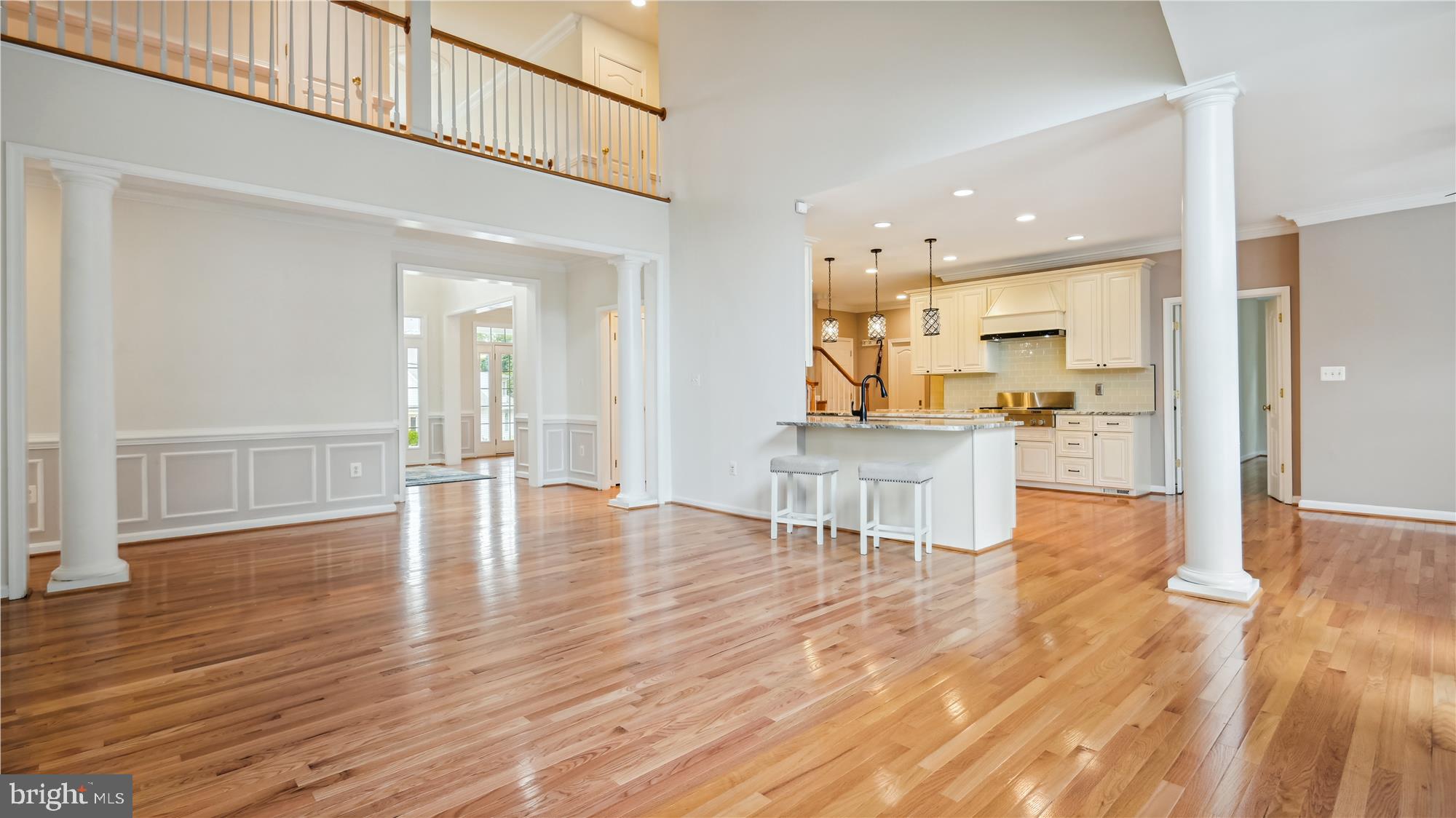 SUZANNE'S WAY - Residential