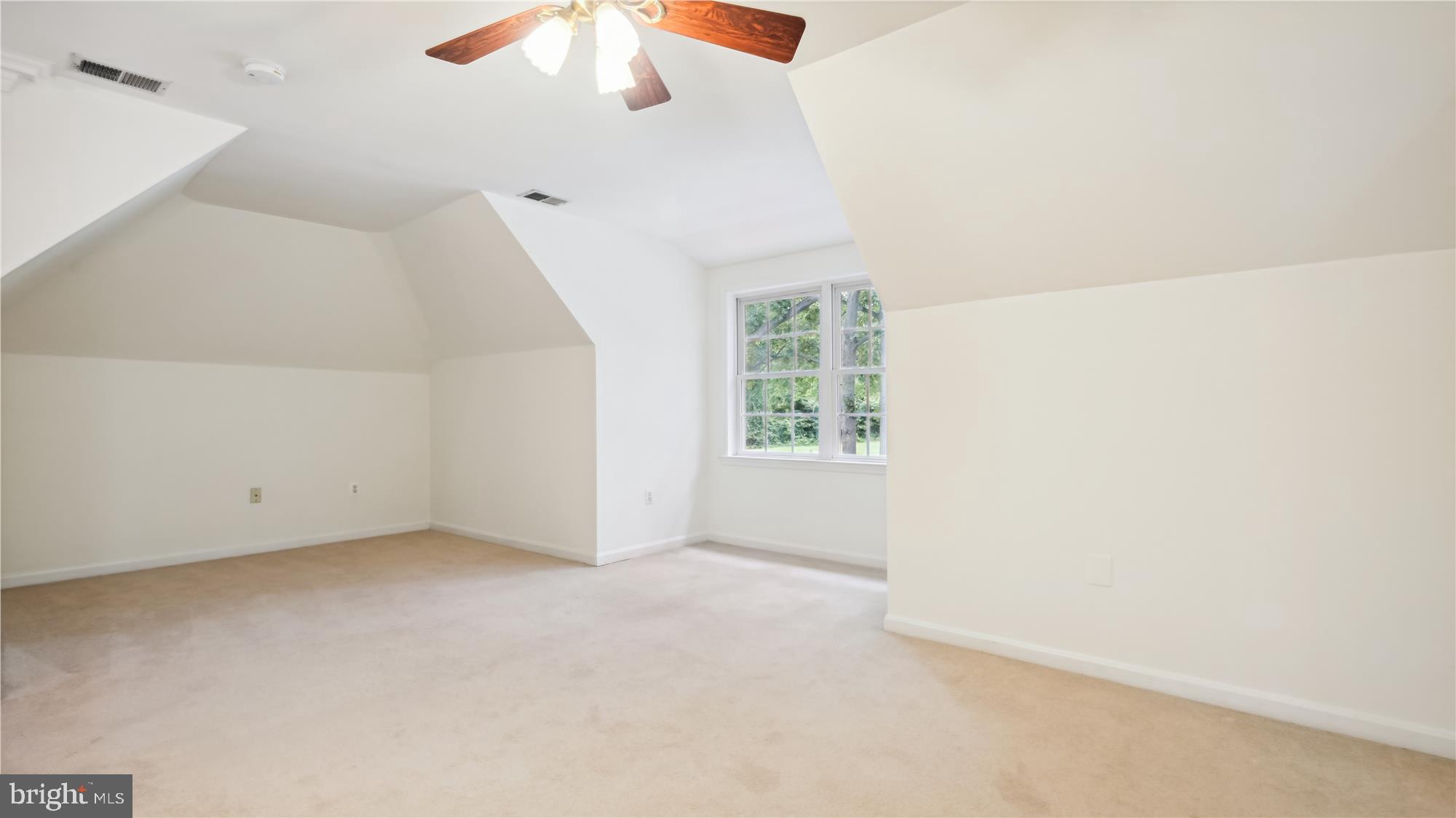 SUZANNE'S WAY - Residential