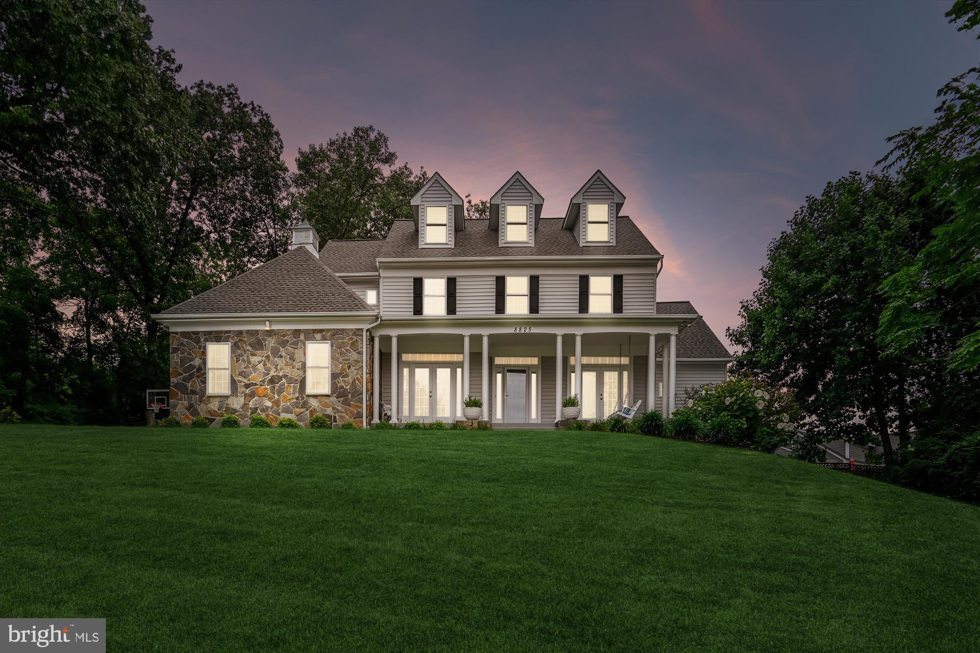 SUZANNE'S WAY - Residential