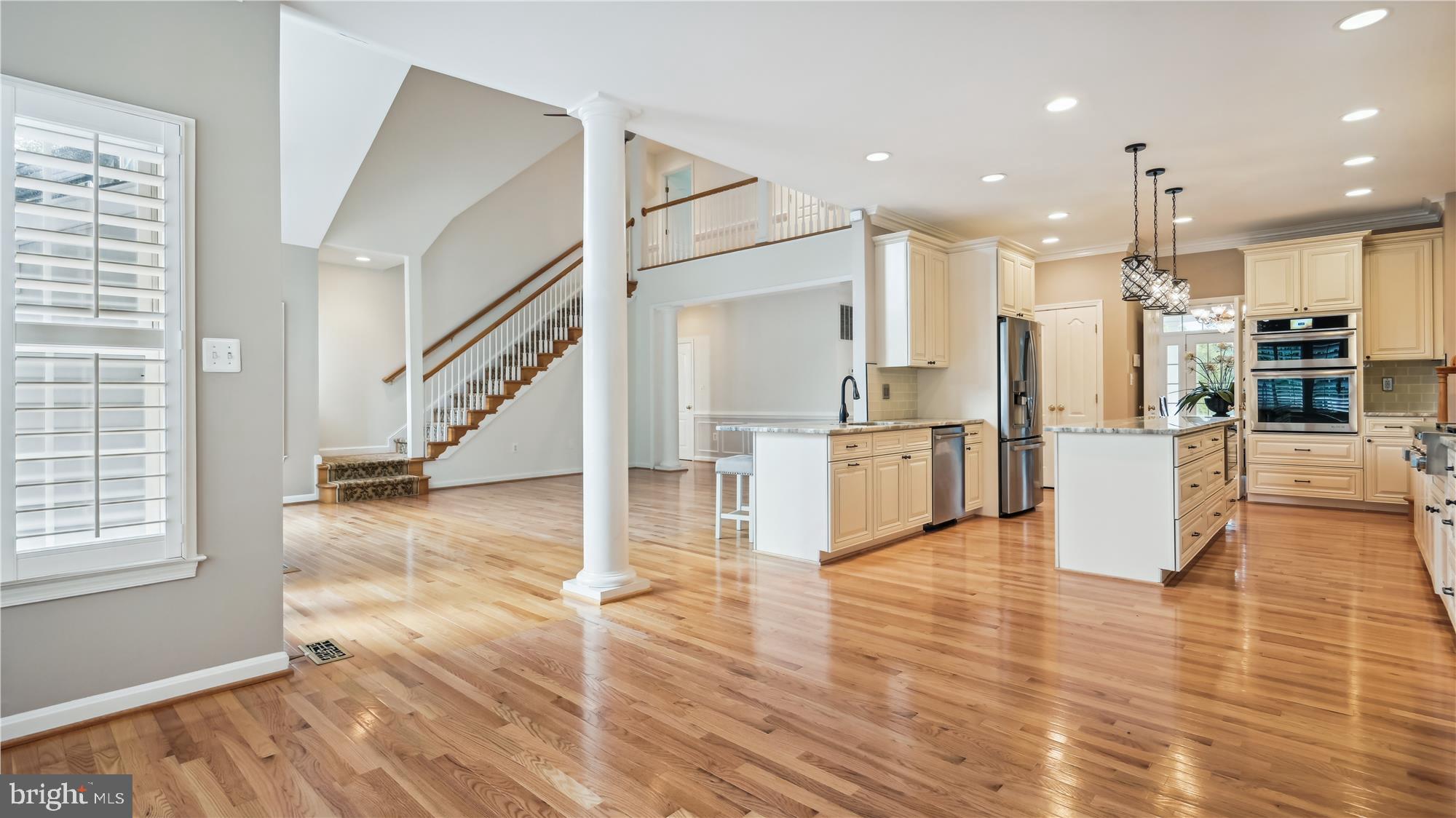 SUZANNE'S WAY - Residential