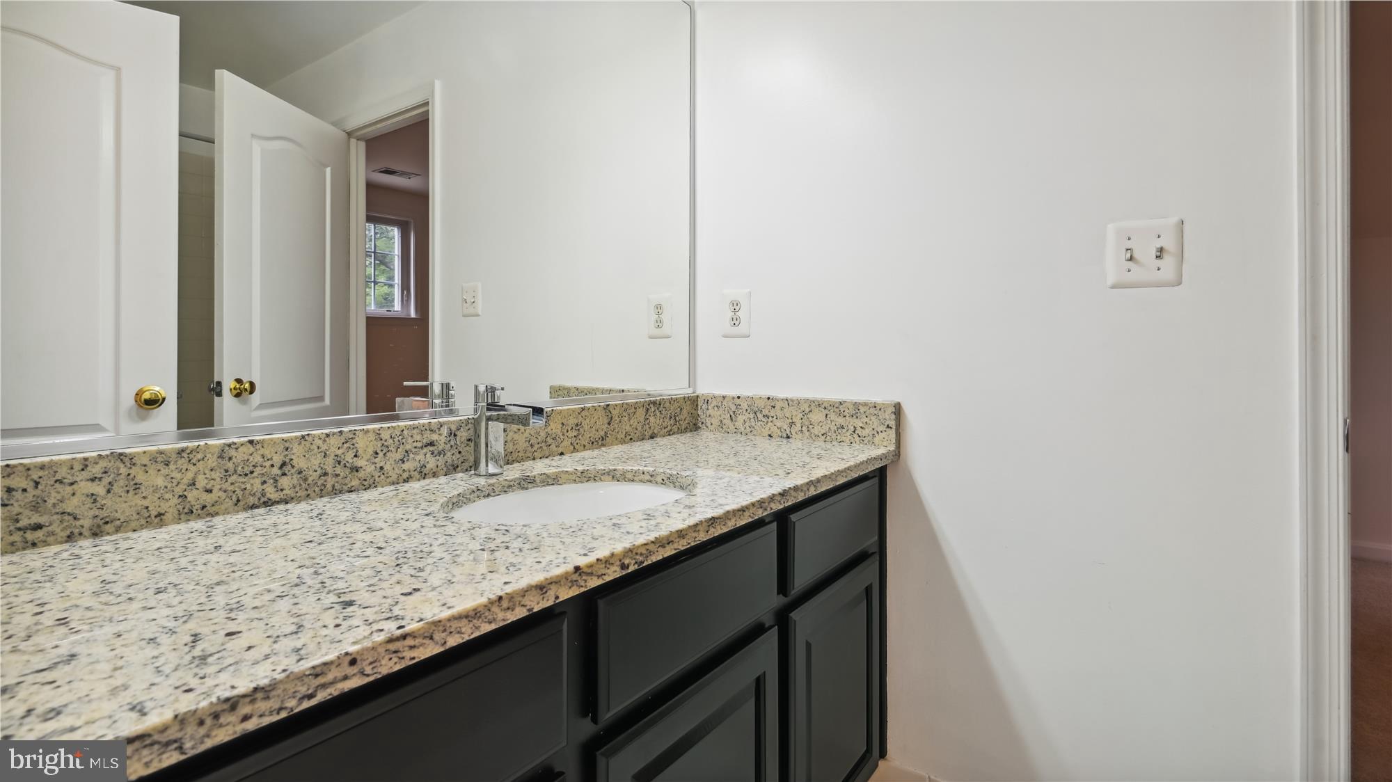 SUZANNE'S WAY - Residential