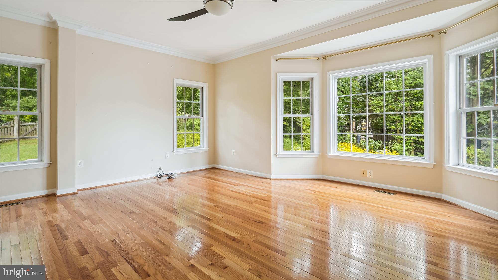 SUZANNE'S WAY - Residential