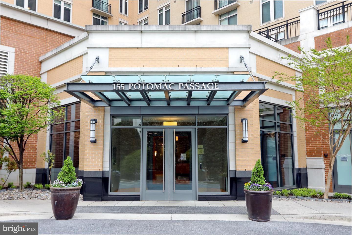 155 POTOMAC PASSAGE 527