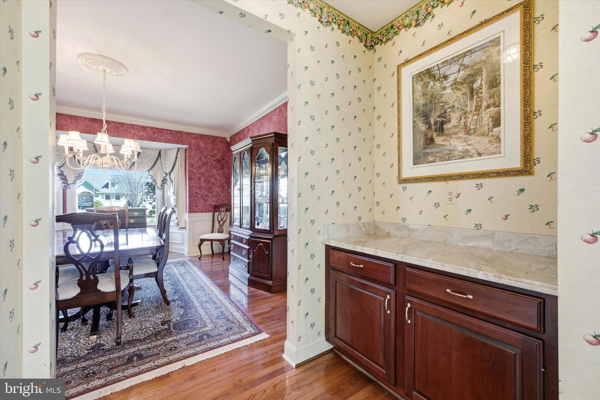 HILLCREST MDWS - Residential