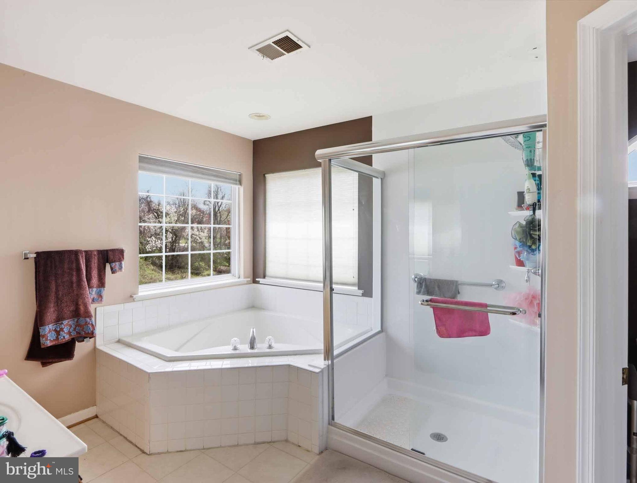 DAISEY FIELDS - Residential