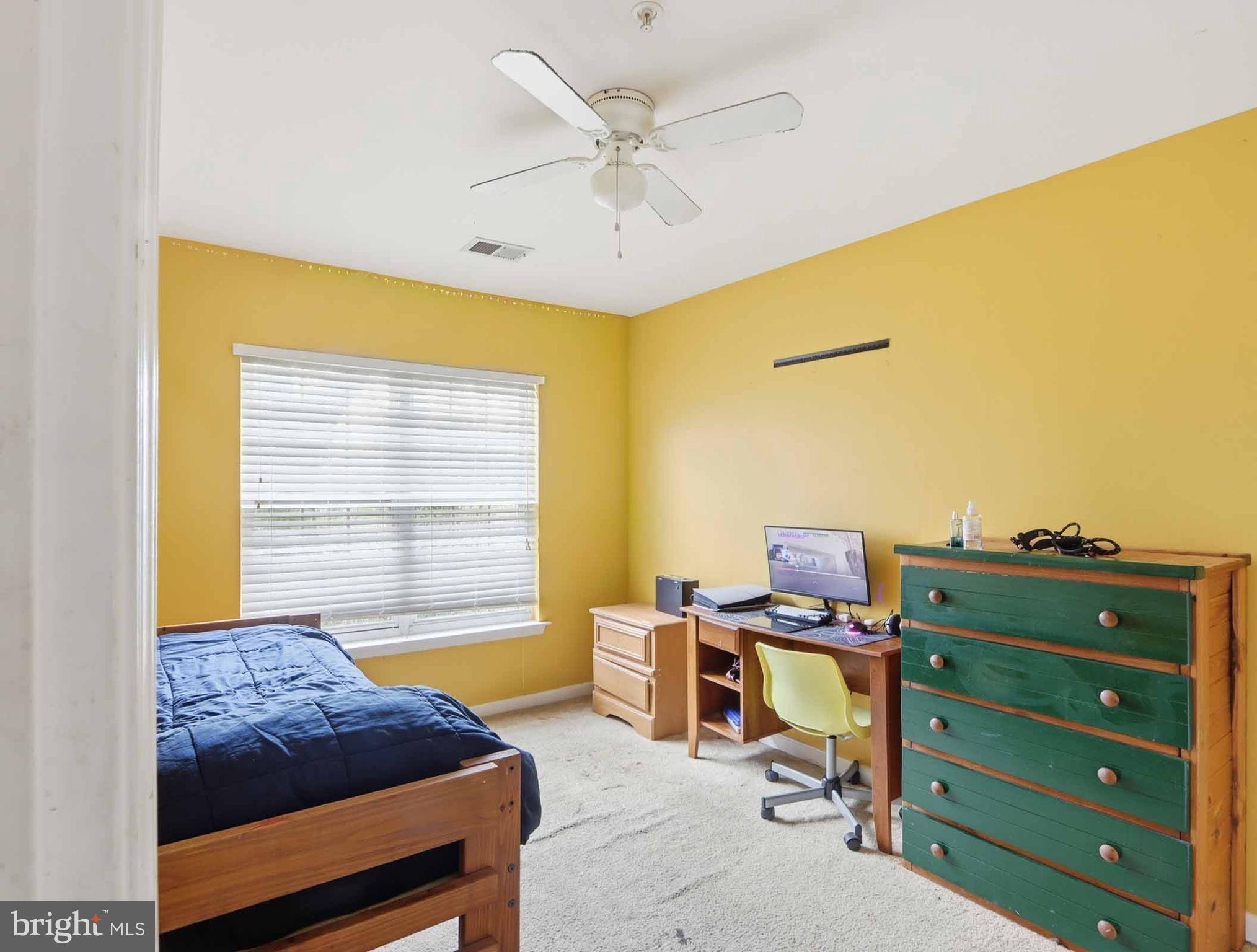 DAISEY FIELDS - Residential