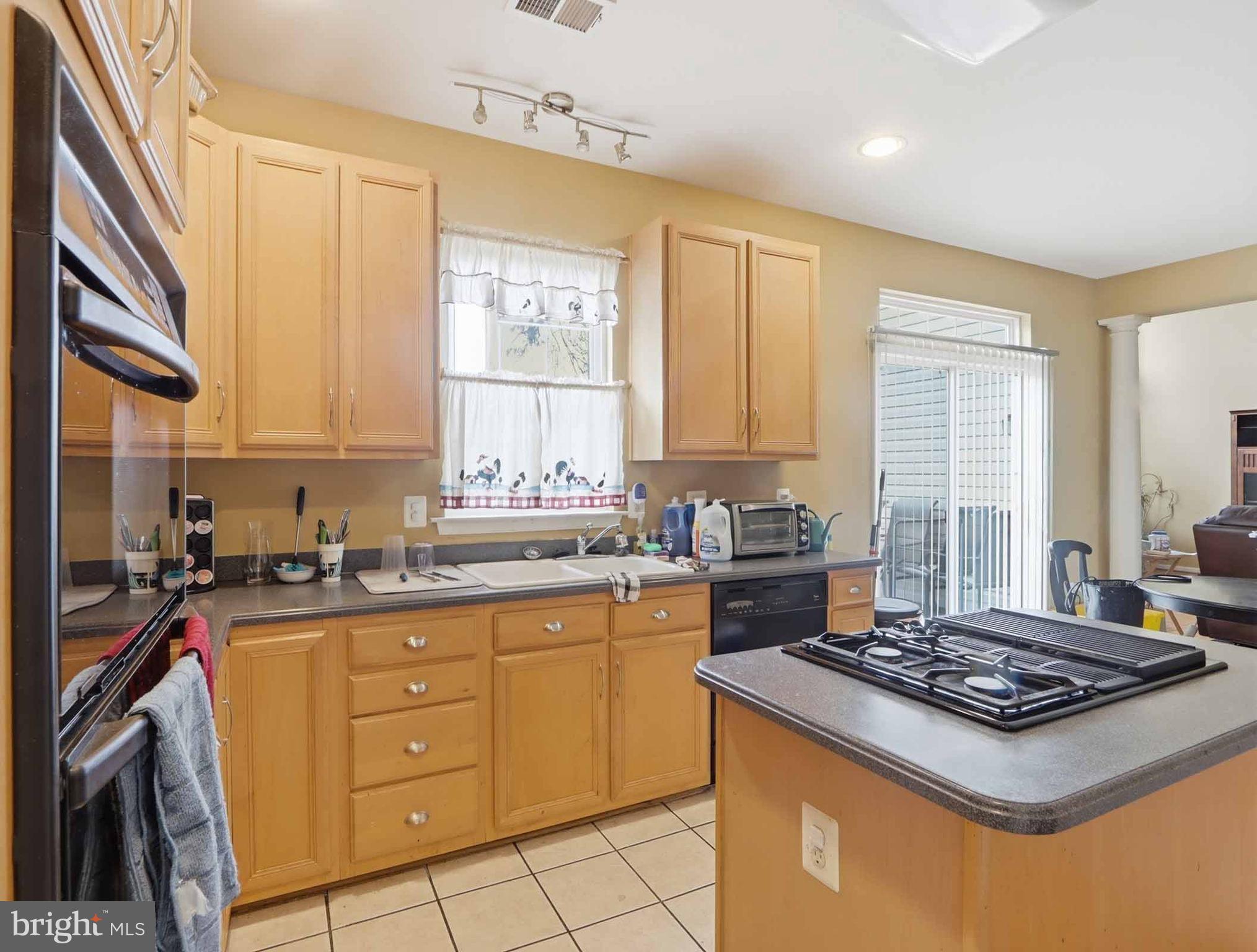 DAISEY FIELDS - Residential