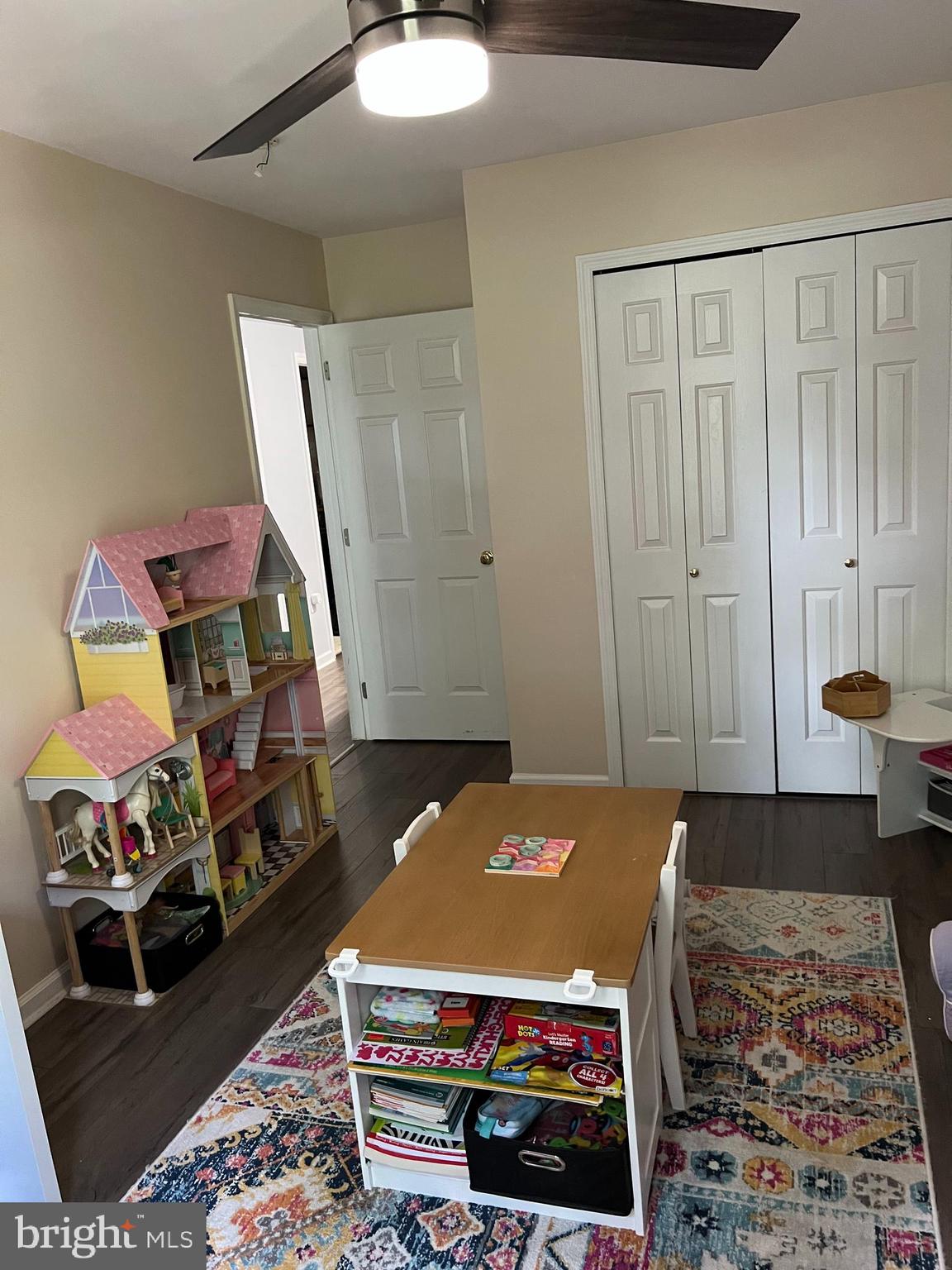 OAK RIDGE - Residential